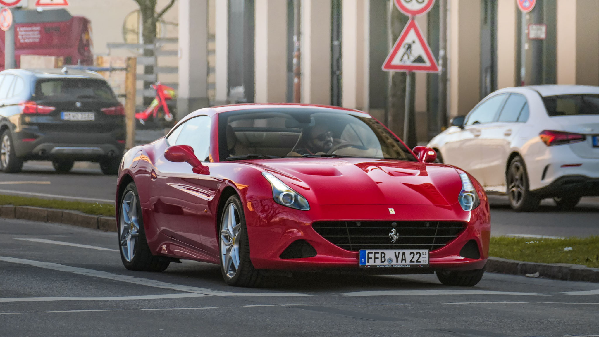 Ferrari California T - FFB-YA22
