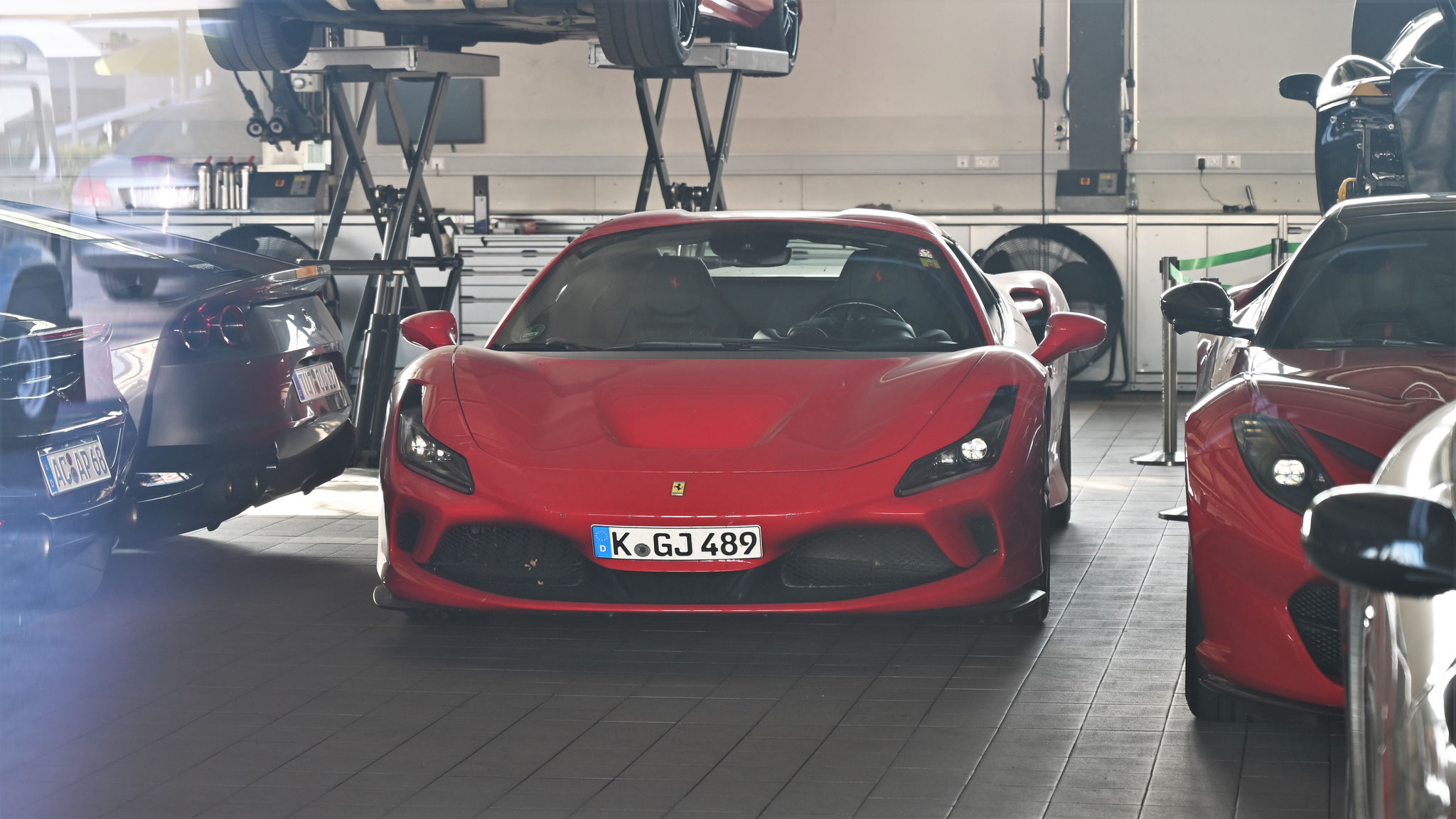 Ferrari F8 Spider - K-GJ489