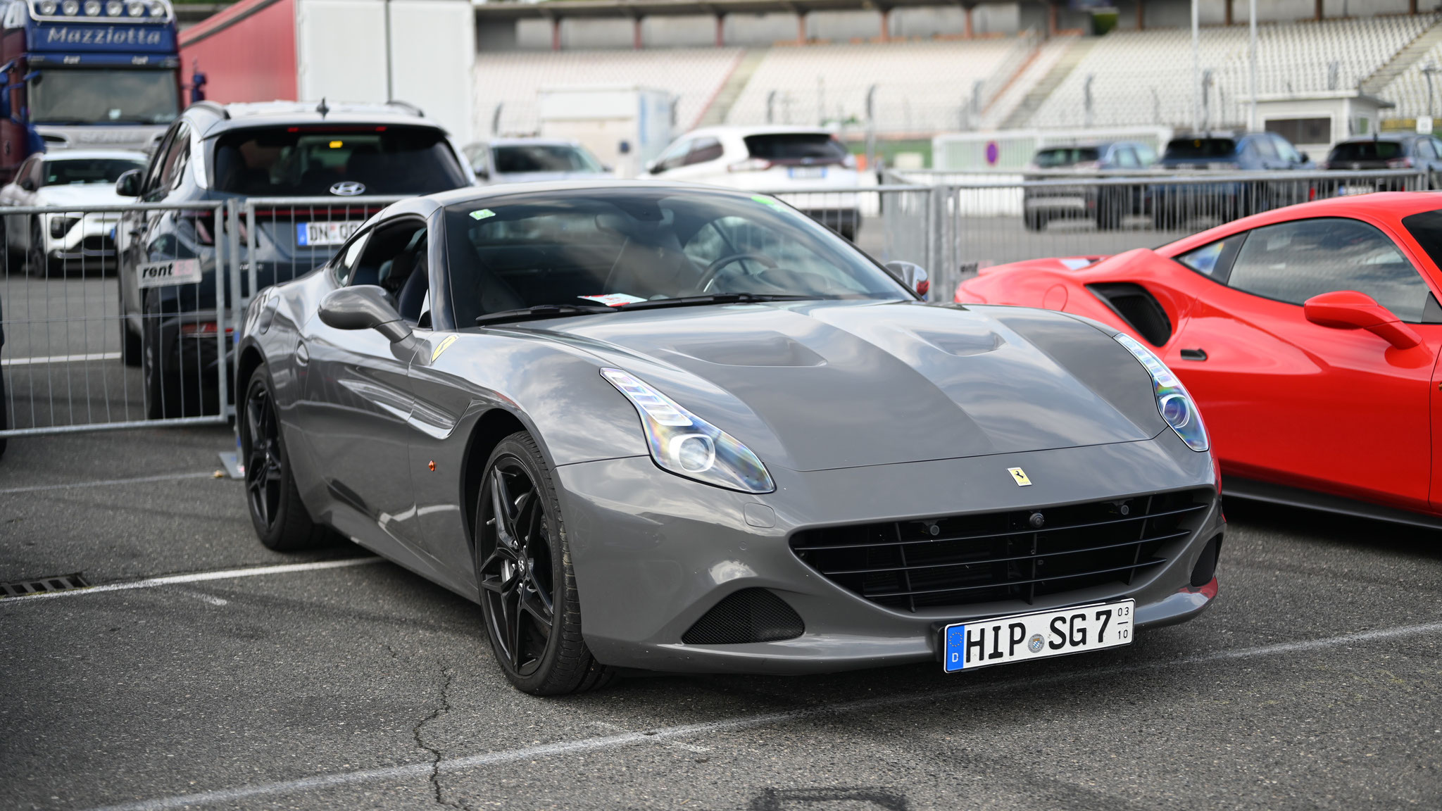 Ferrari California T - HIP-SG7