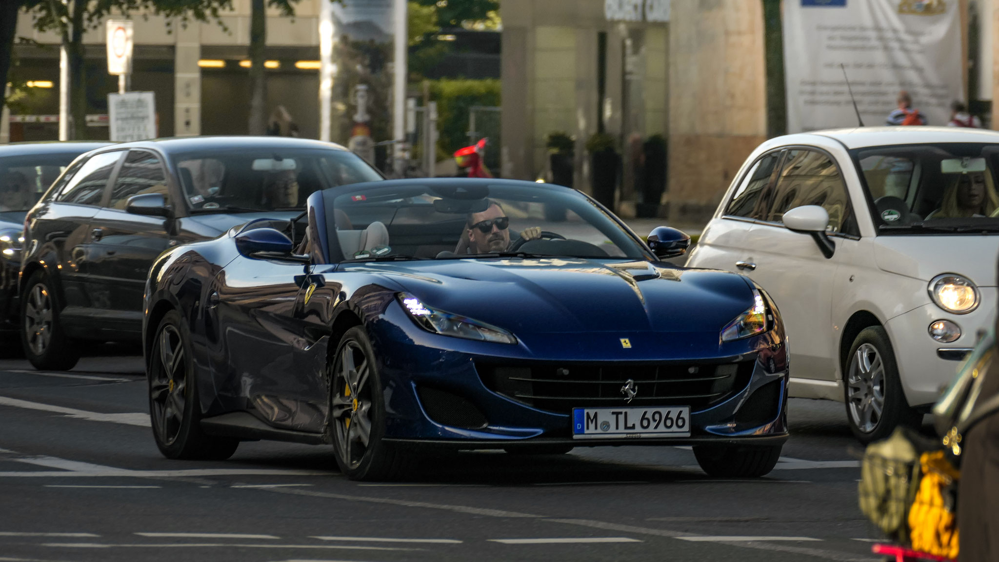 Ferrari Portofino - M-TL-6966