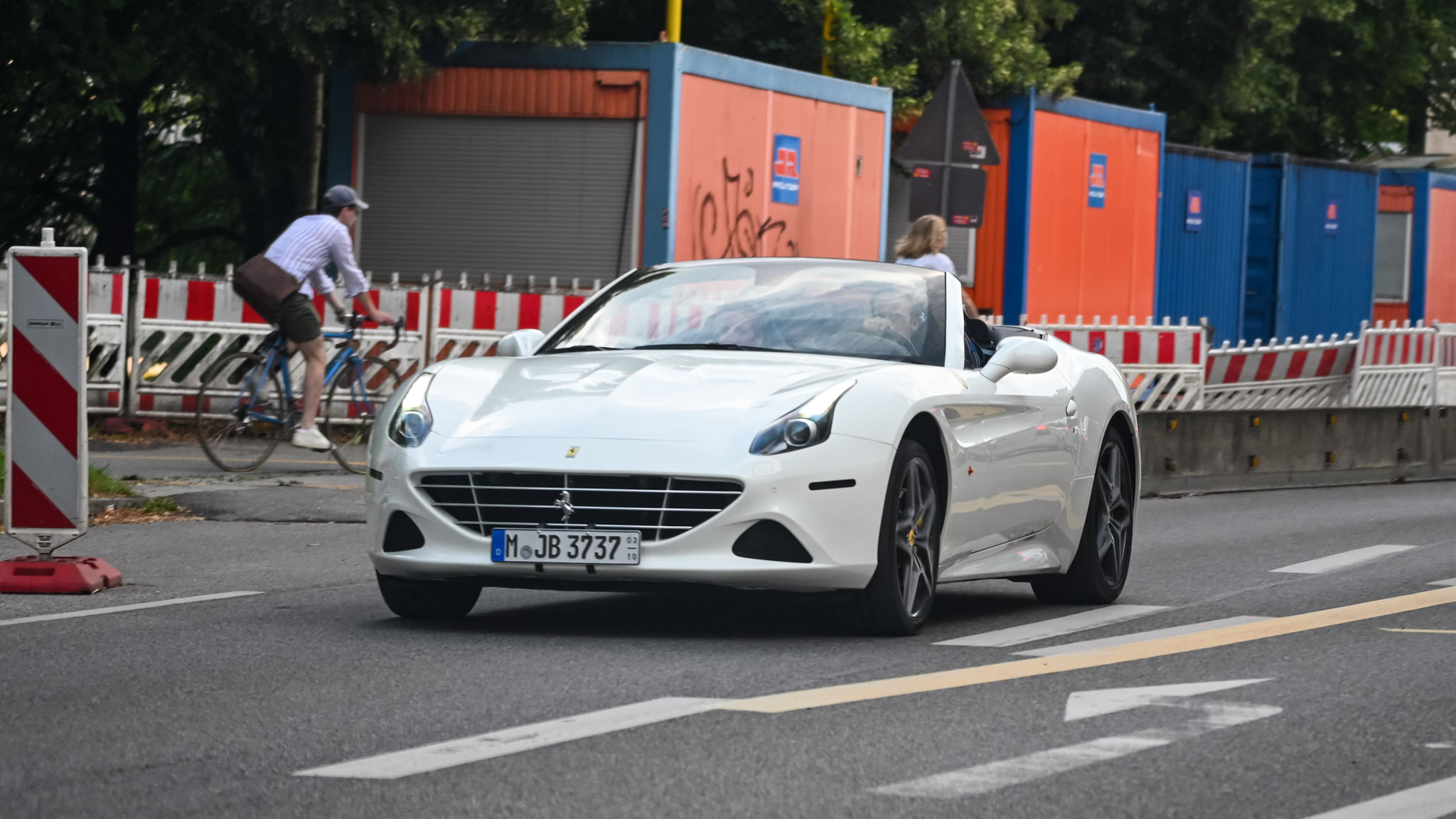 Ferrari California T - M-JB3737