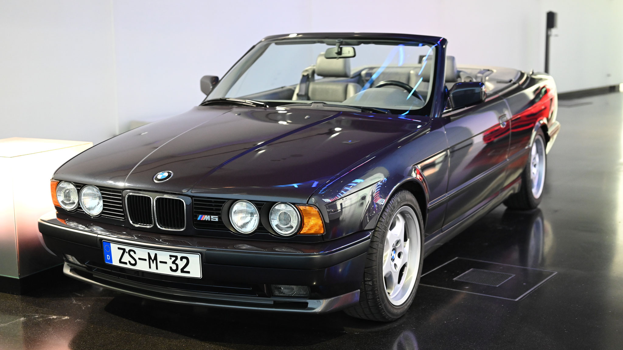BMW M5 Cabrio E34