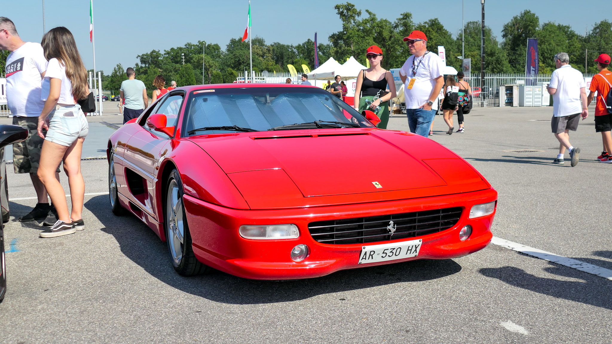 Ferrari F355 Berlinetta - AR560HX (ITA)