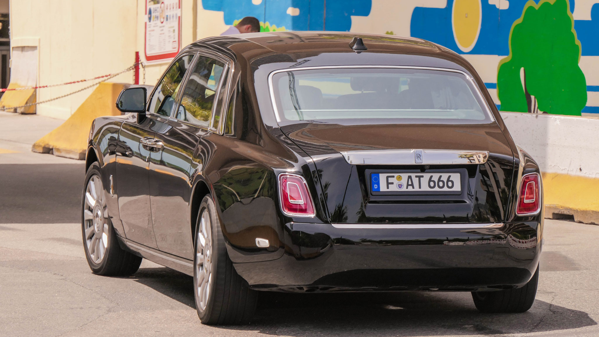 Rolls Royce Phantom - F-AT-666