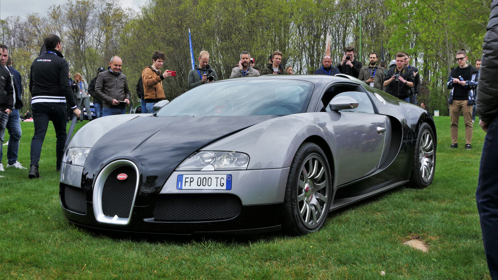 Bugatti Veyron 16.4 - FP000TG (ITA)
