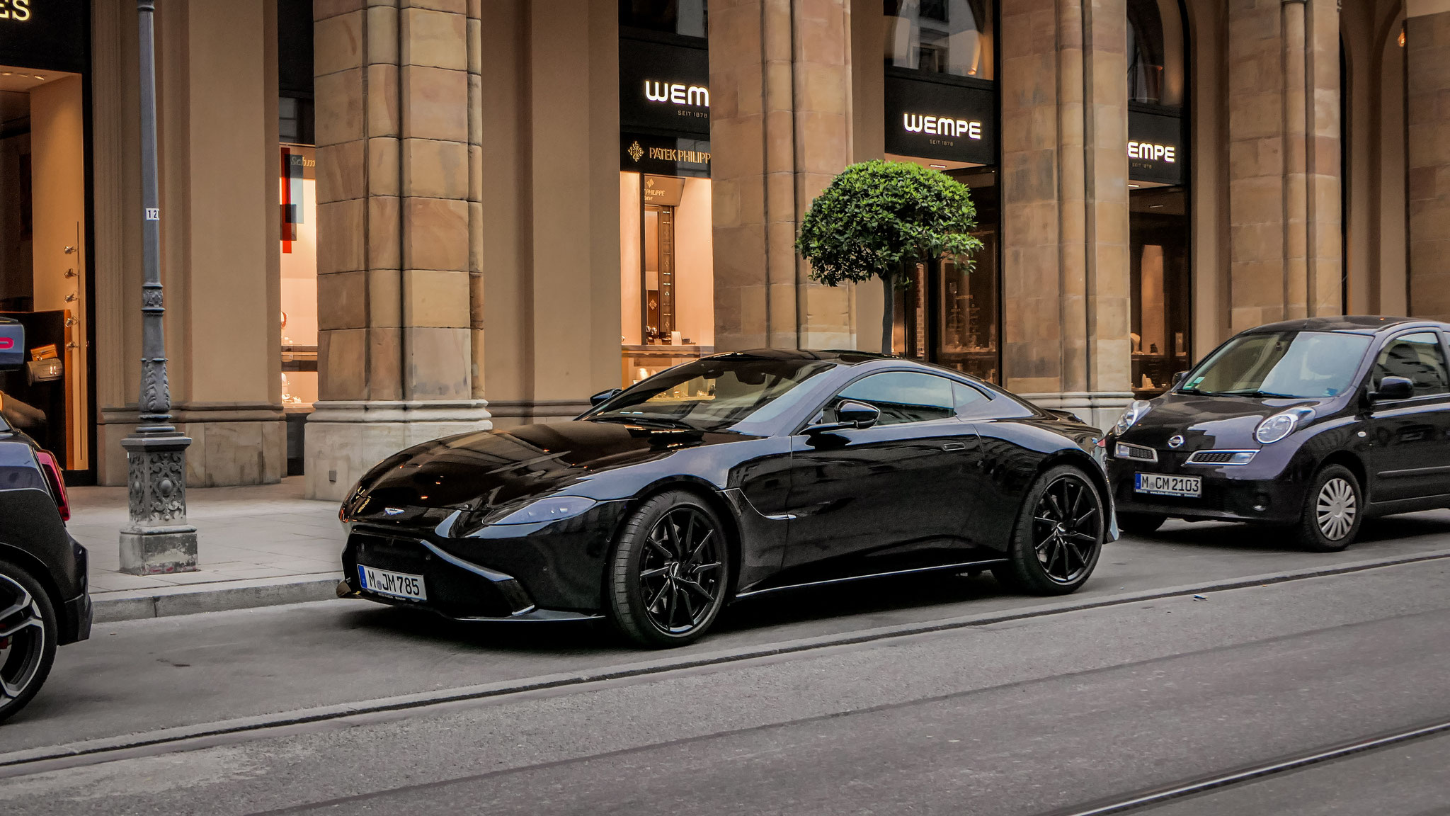 Aston Martin Vantage - M-JM785
