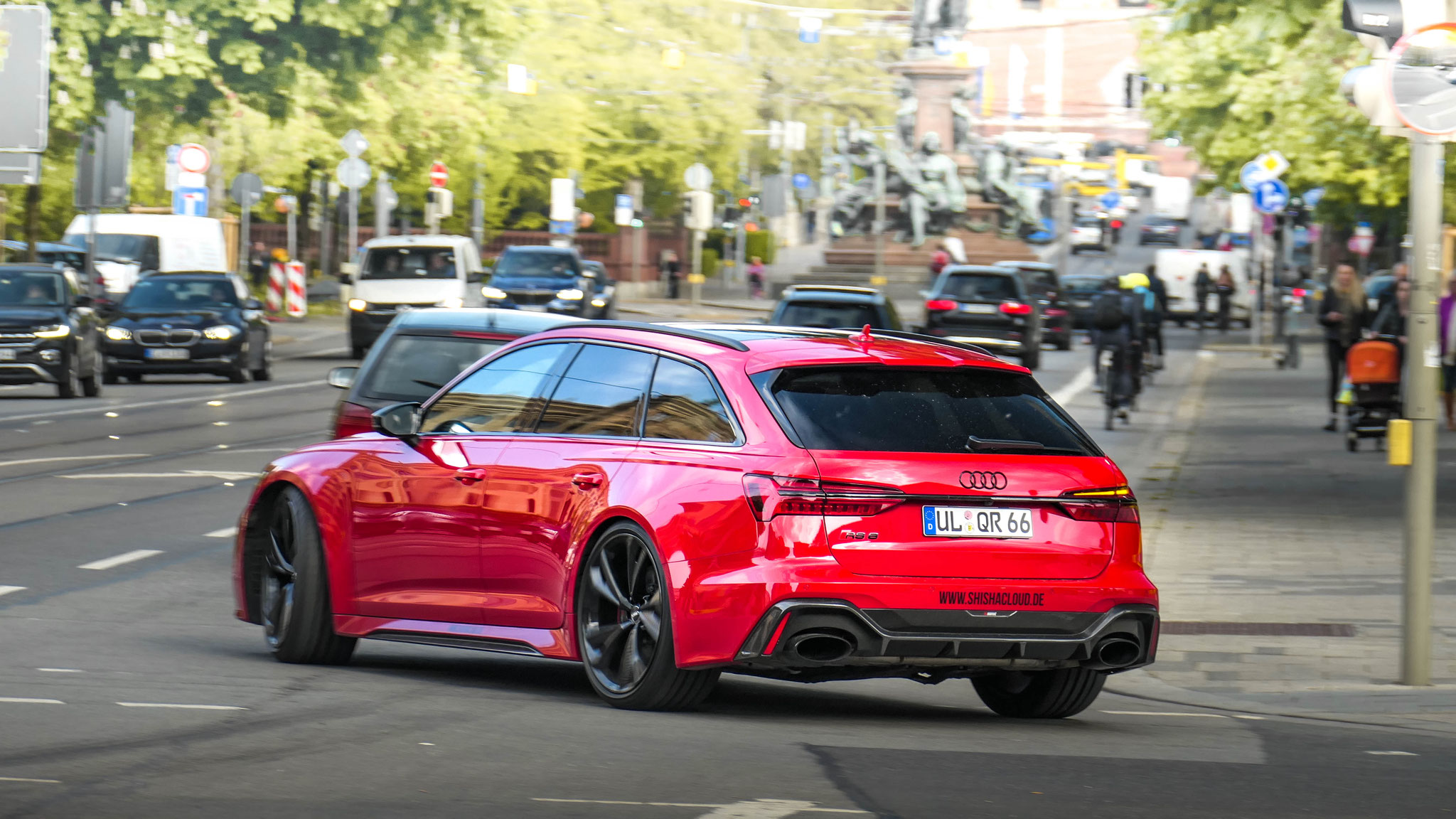 Audi RS6 - UL-QR66