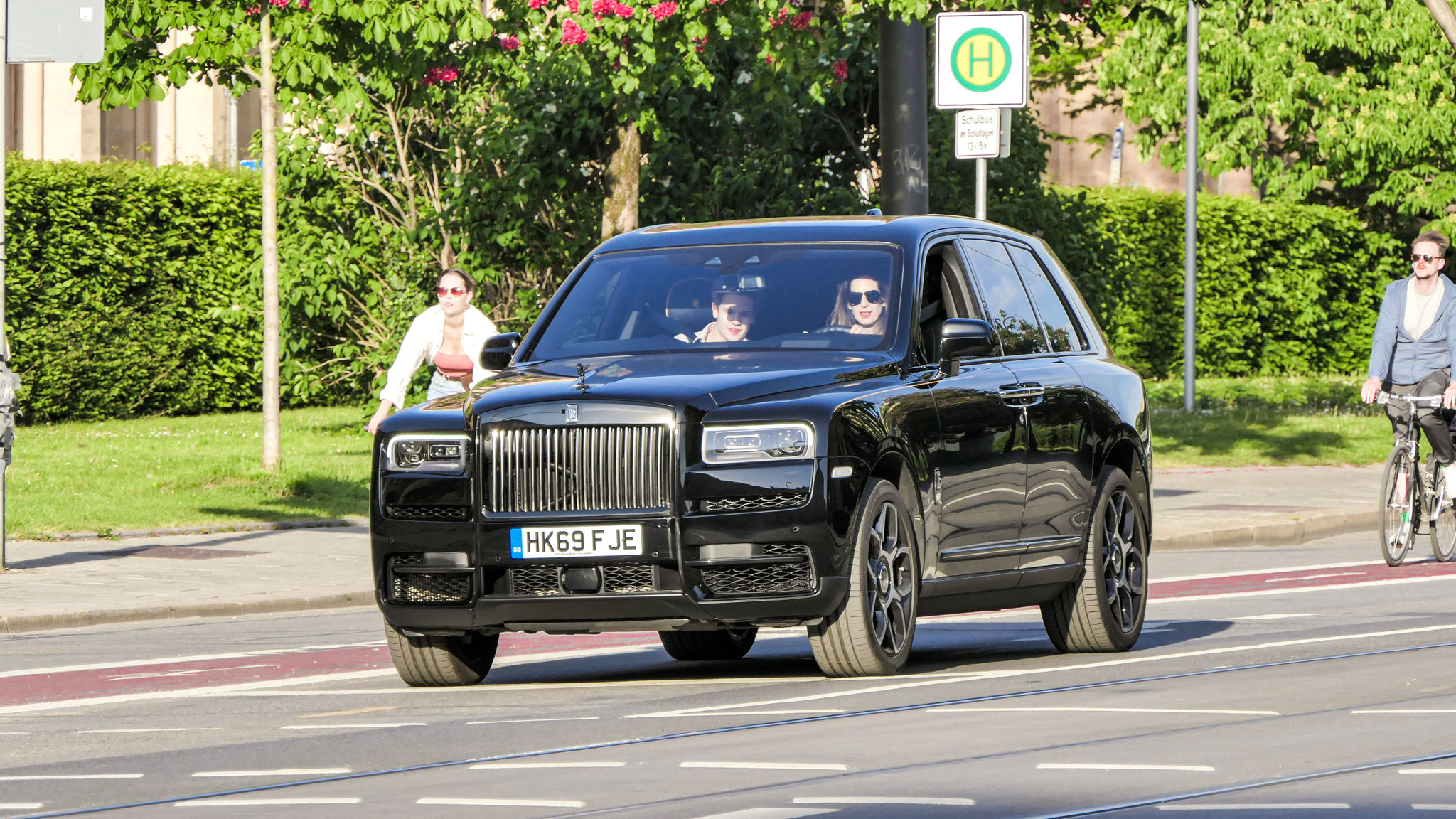 Rolls Royce Cullinan - HK69FJE (GB)