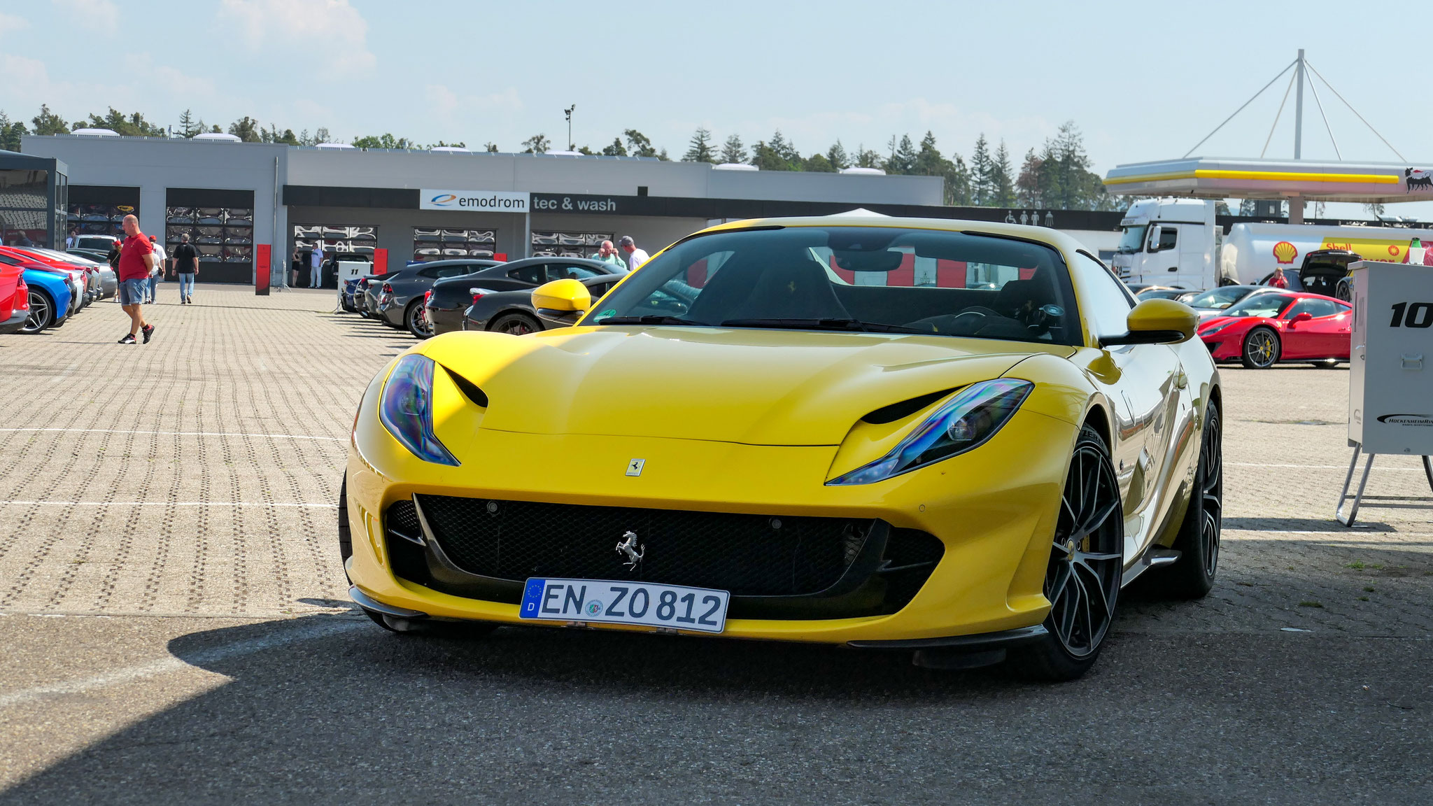 Ferrari 812 GTS - EN-ZO812
