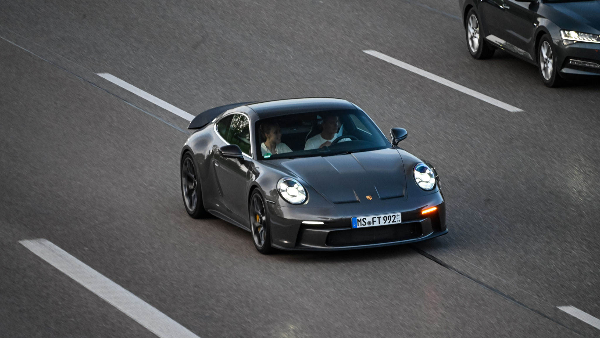 Porsche 992 GT3 Touring - MS-FT992