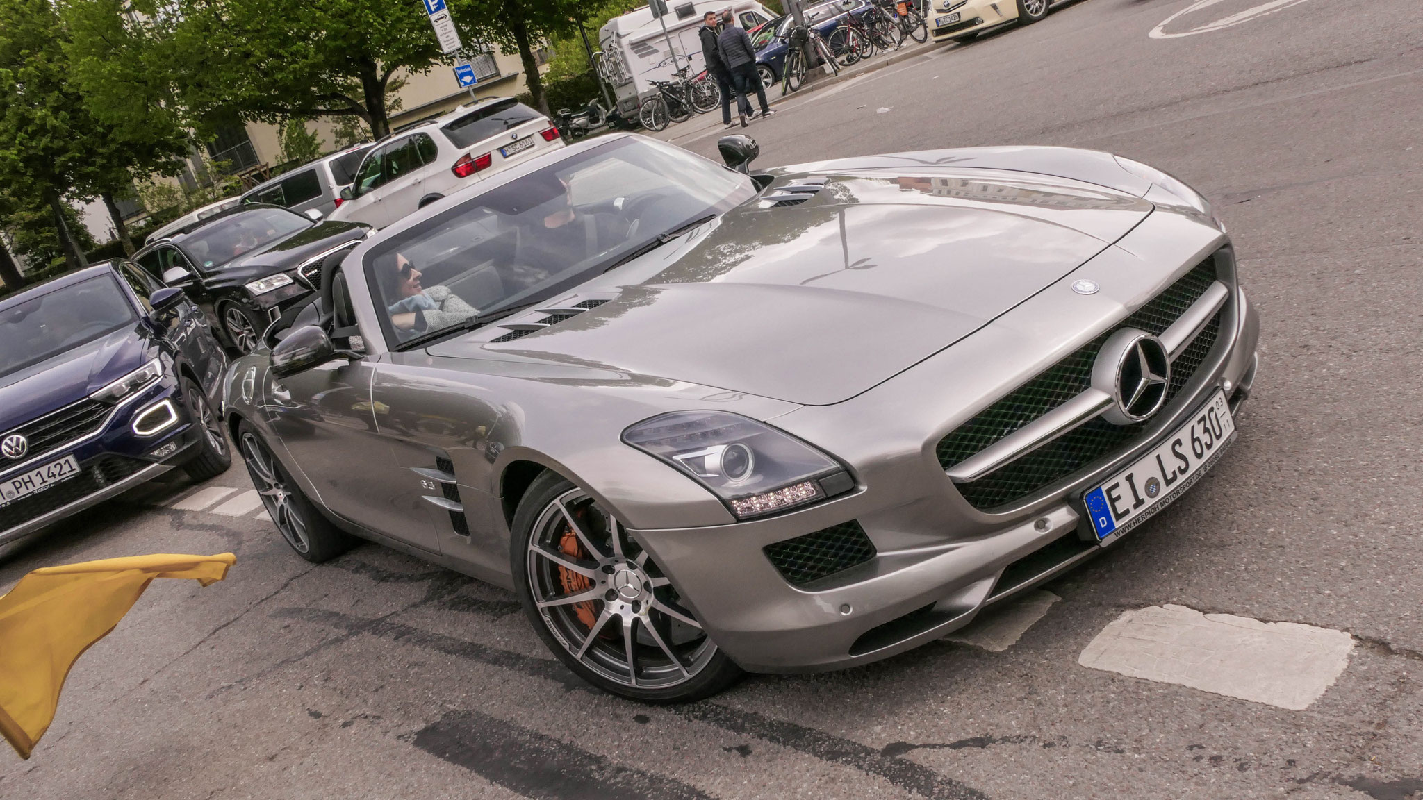 AMG SLS Roadster - EI-LS630
