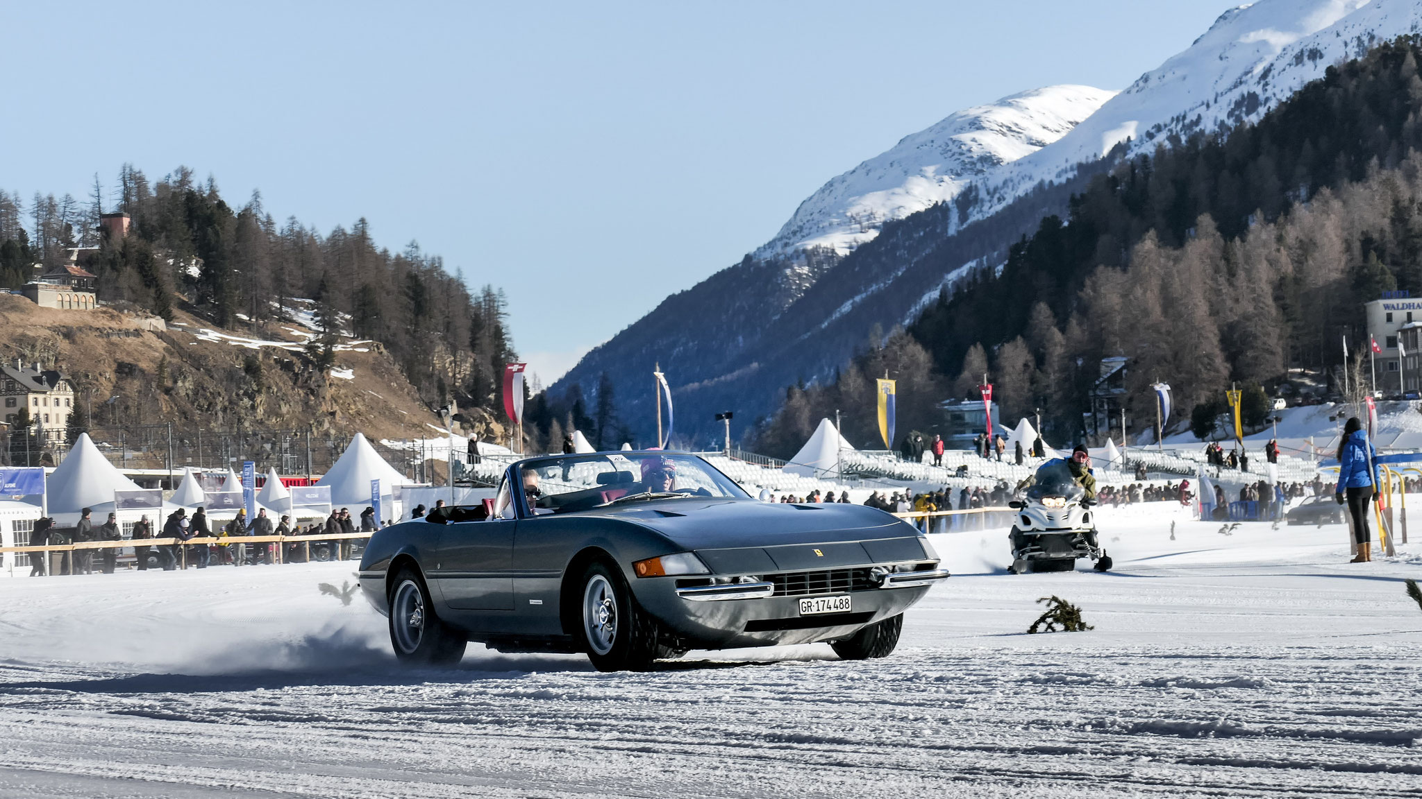 Ferrari 365 GTB/4 Daytona Spider - GR174488 (CH)