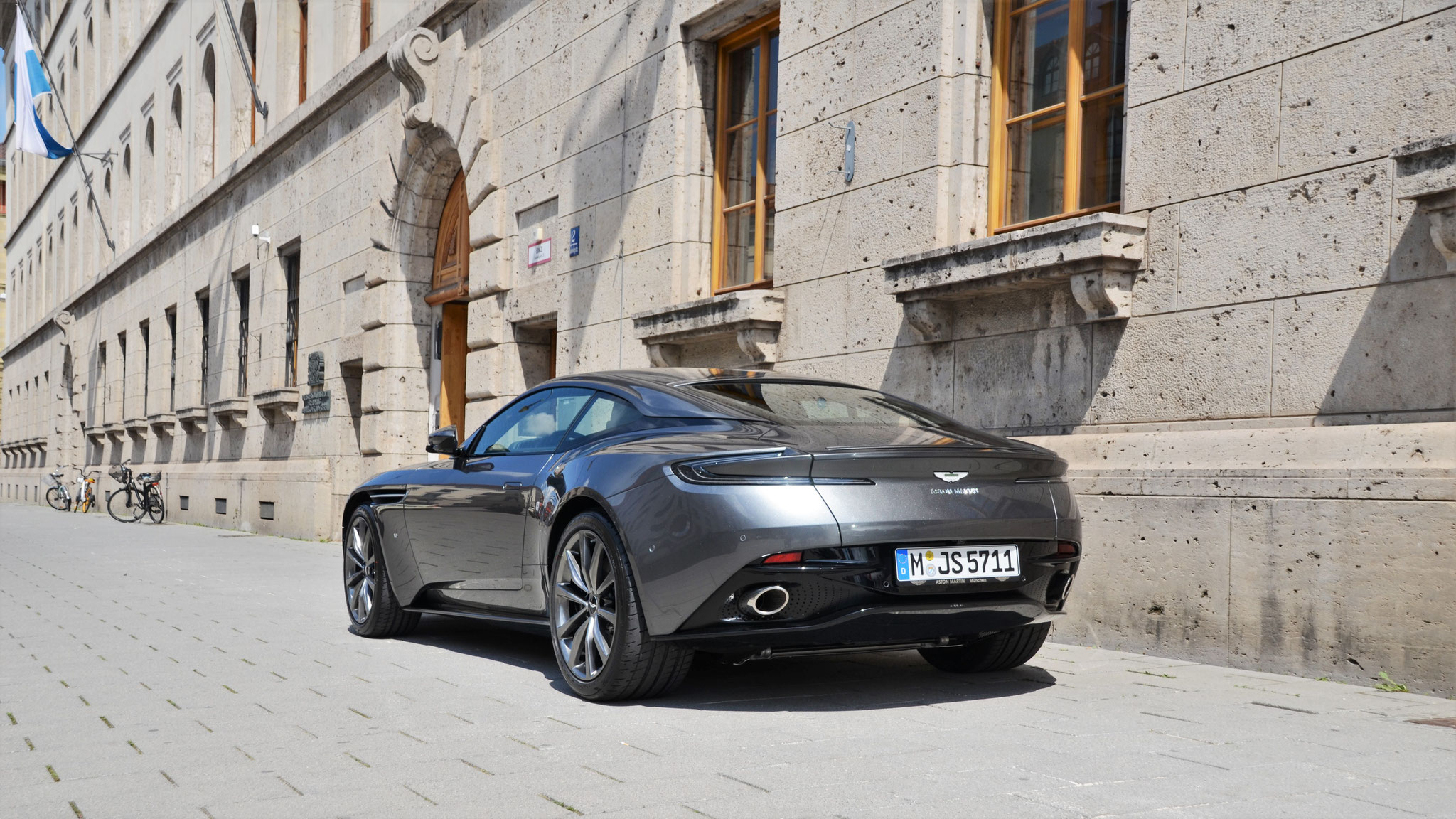 Aston Martin DB11 - M-JS5711