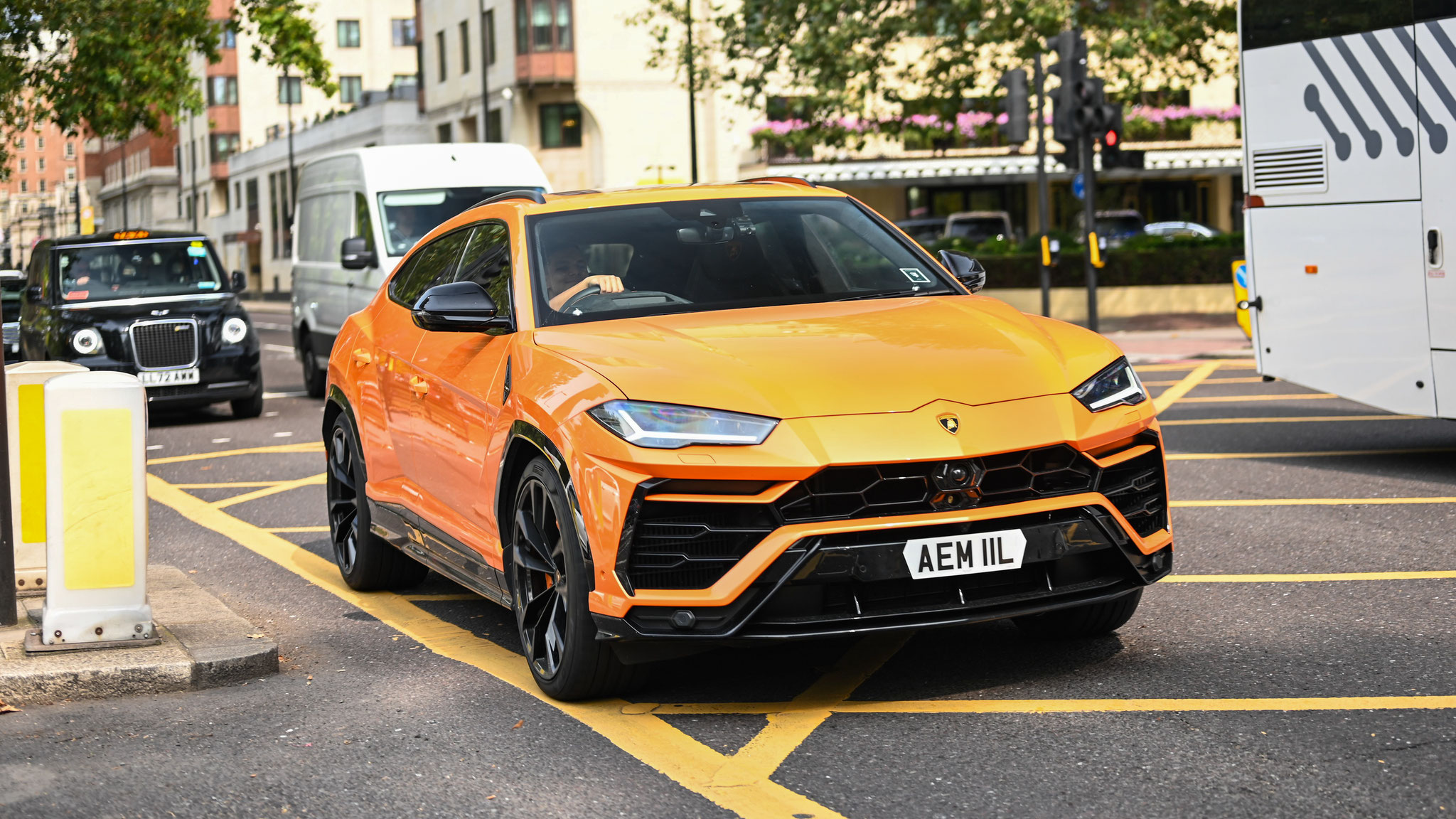 Lamborghini Urus - AEM11L (GB)