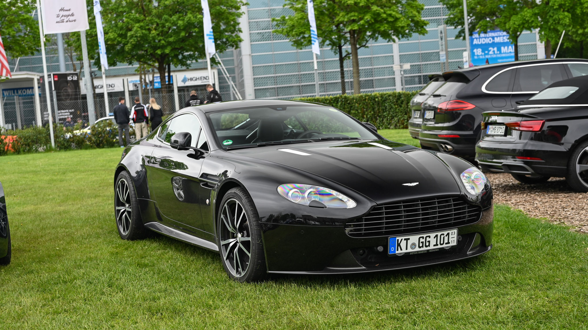 Aston Martin Vantage V8 - KT-GG101