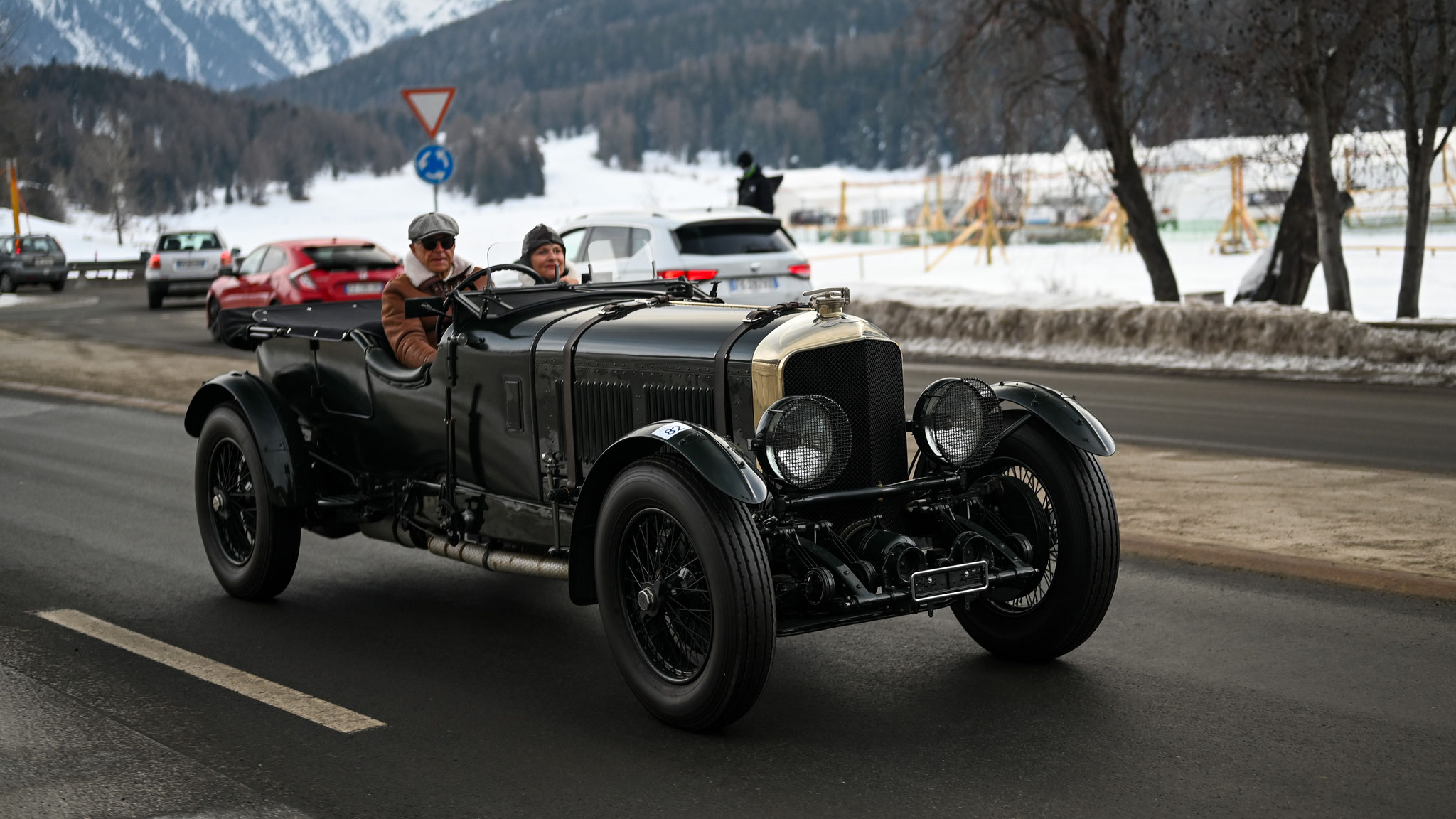 Bentley Six Speed - GU6028 (GB)