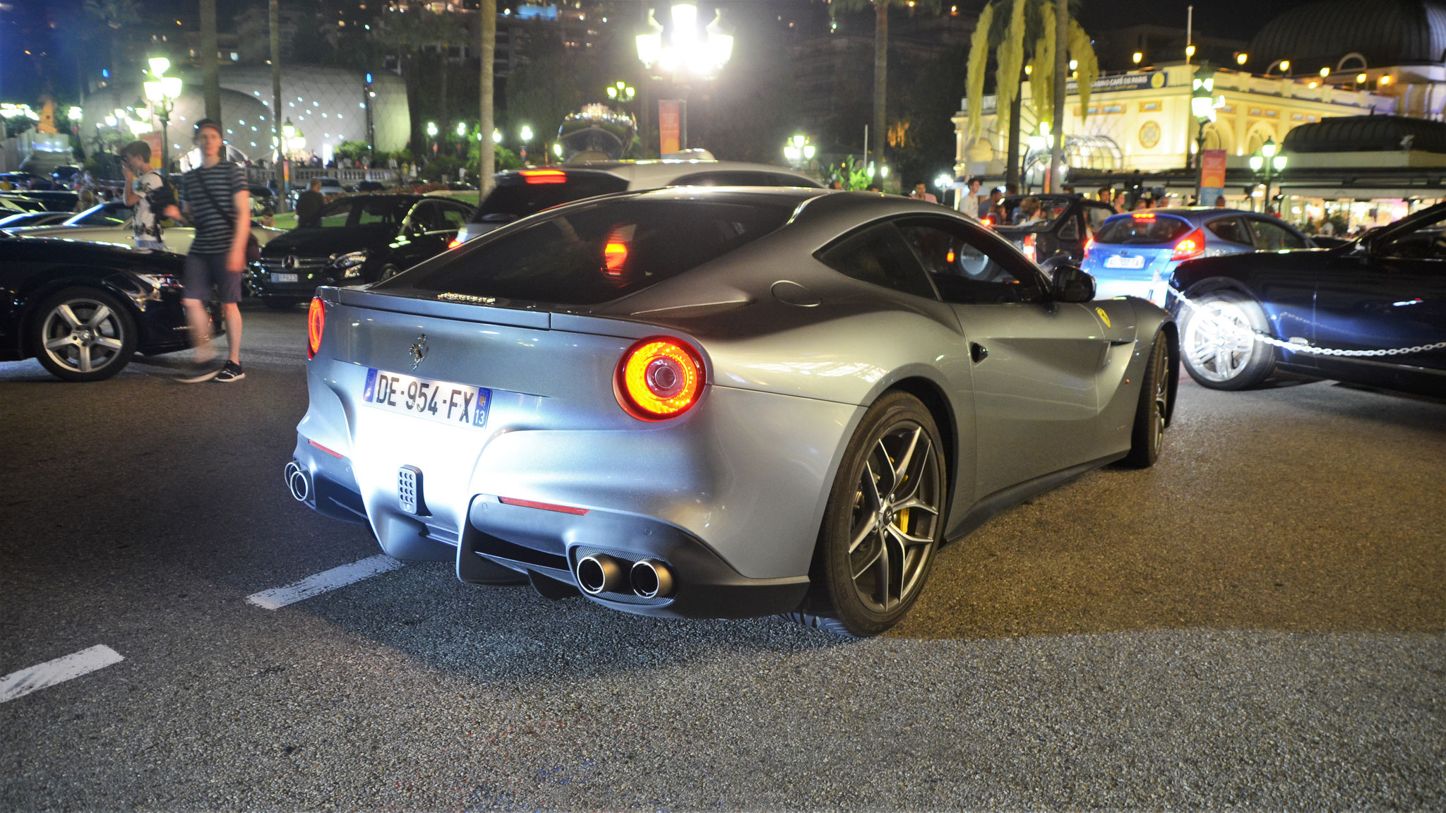 Ferrari F12 Berlinetta - DE954FX-13 (FRA)