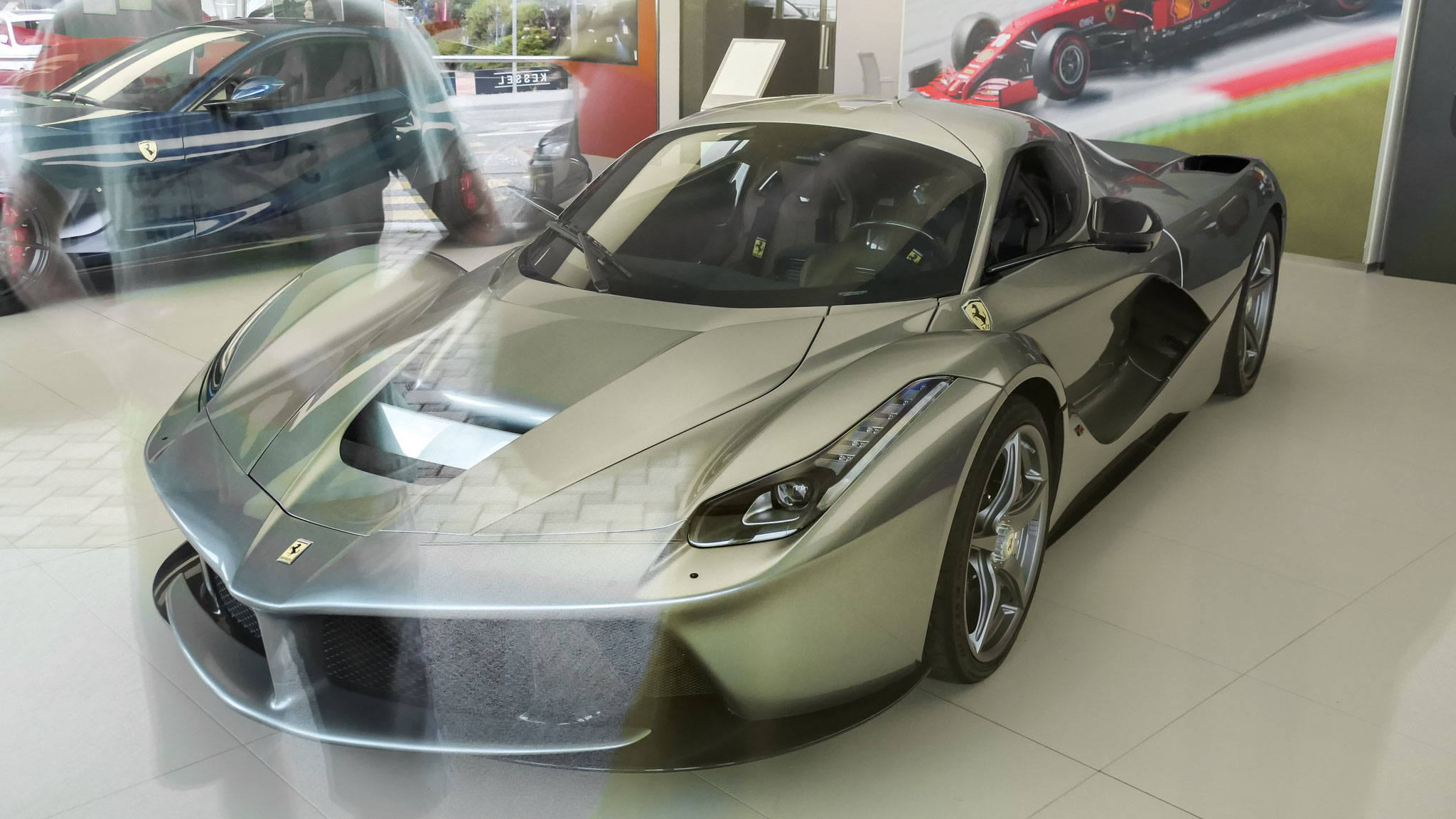 LaFerrari - VIN: ZFF76ZHB000201928