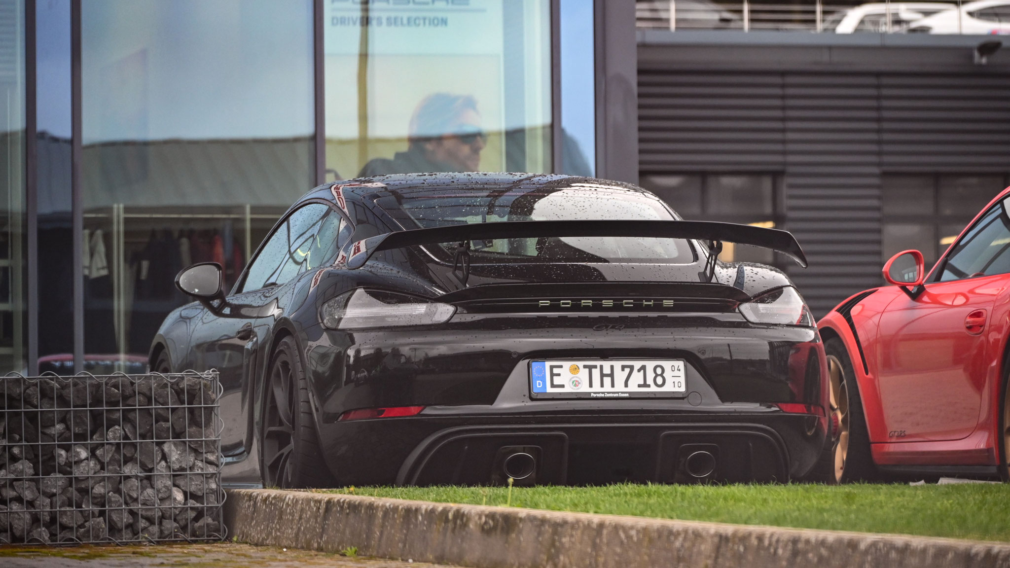 Porsche Cayman GT4 - E-TH718