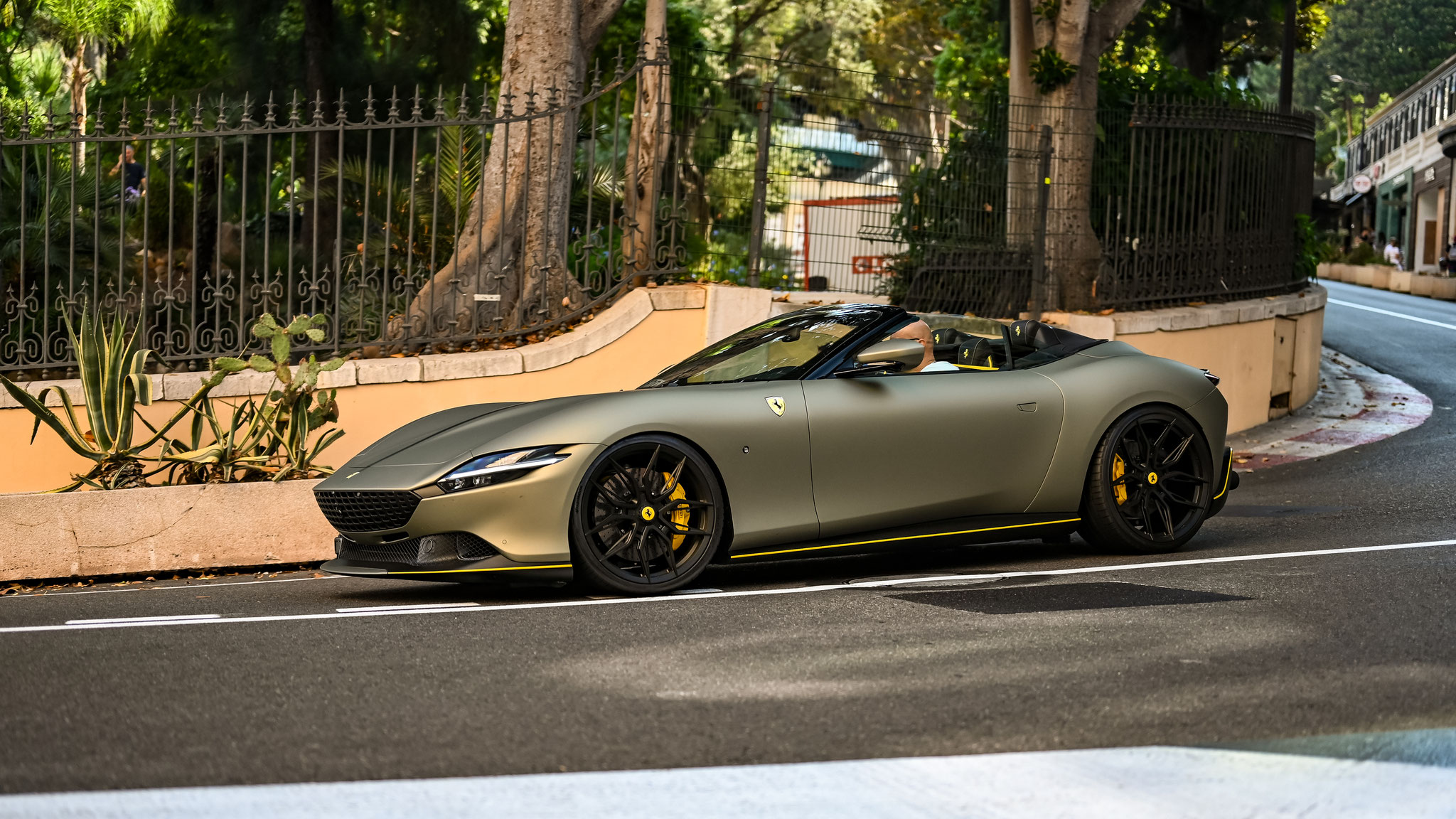 Ferrari Roma Spider - H-FO620