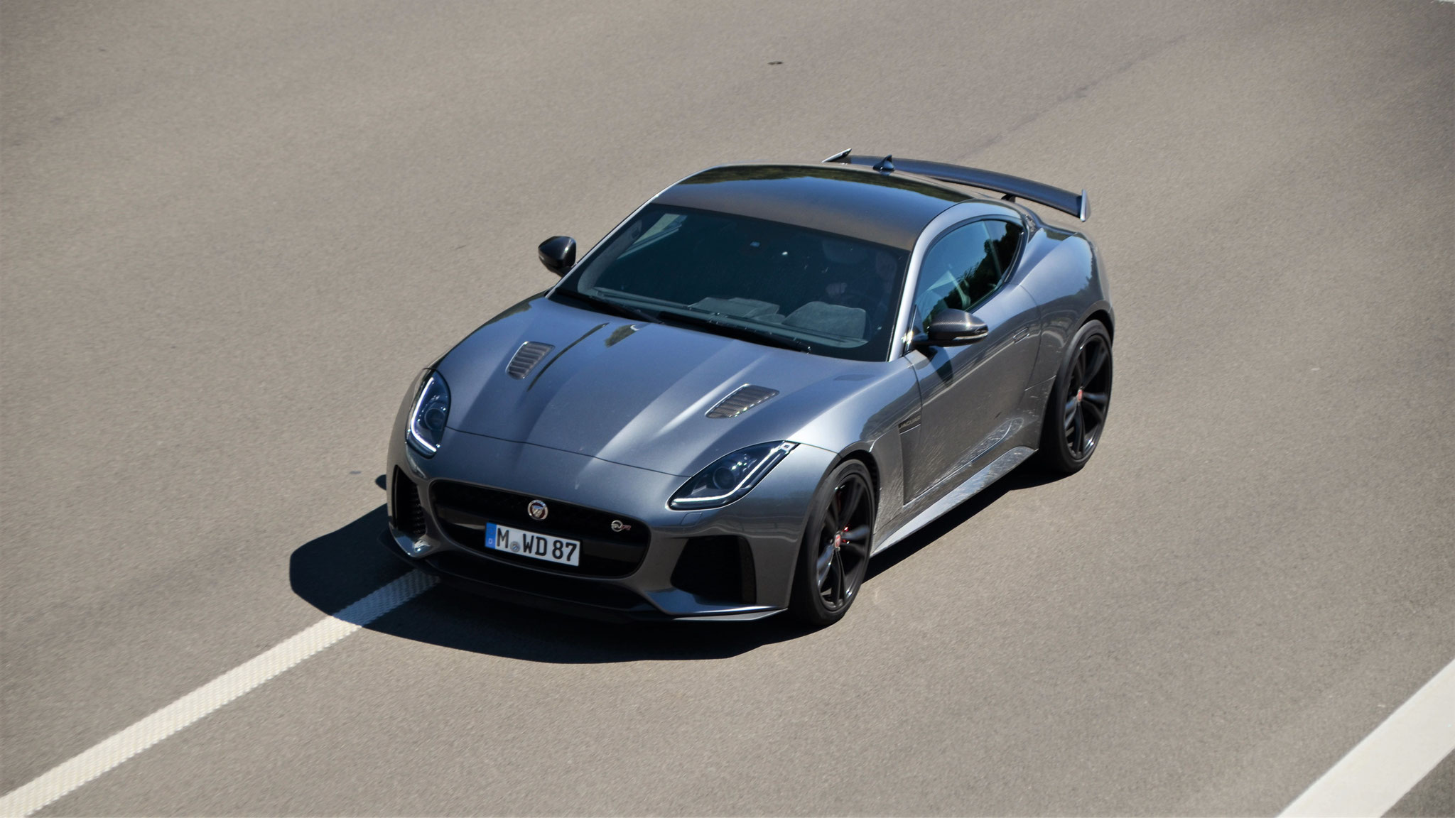 Jaguar F-Type SVR - M-WD87