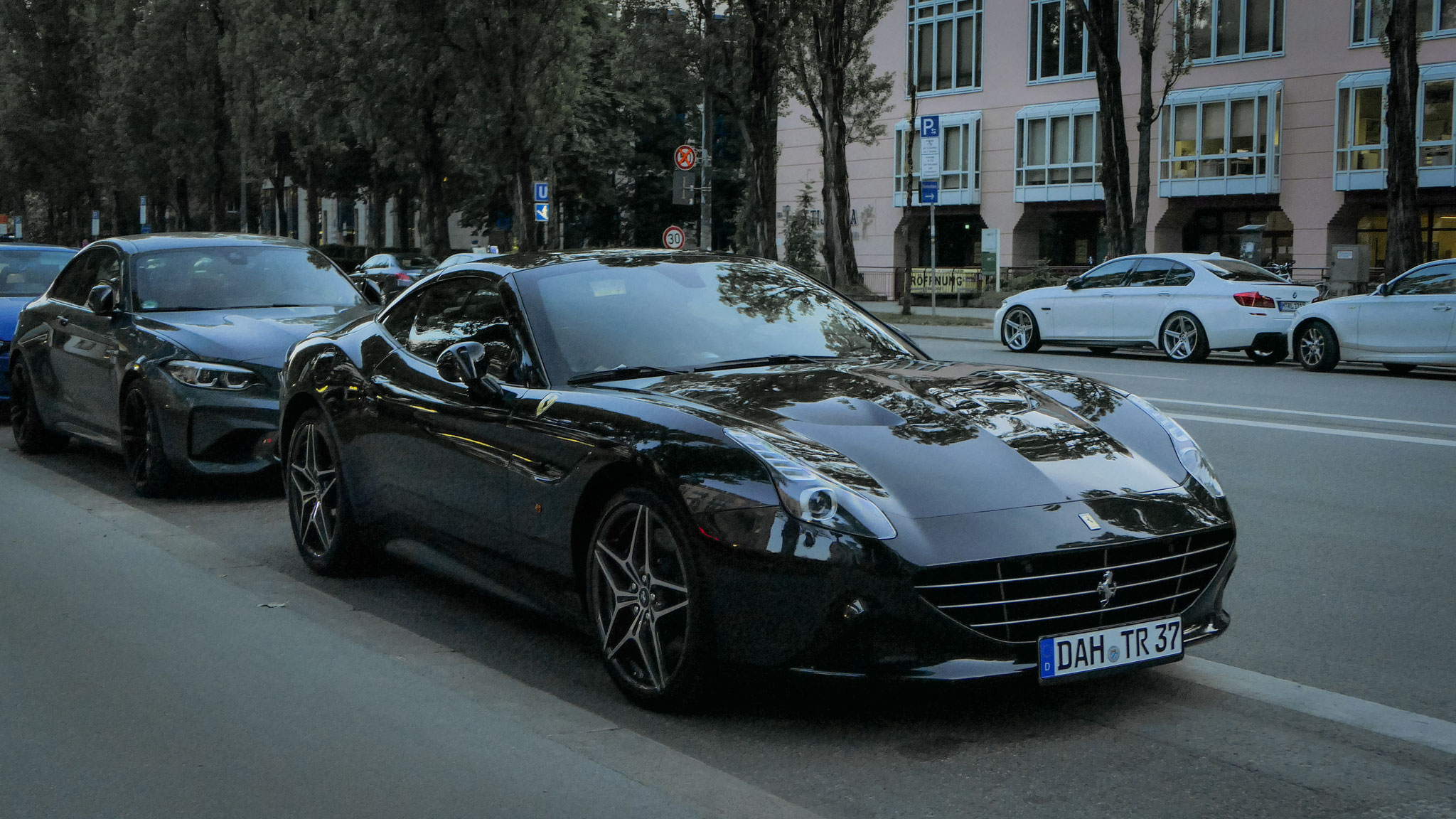 Ferrari California T - DAH-TR37