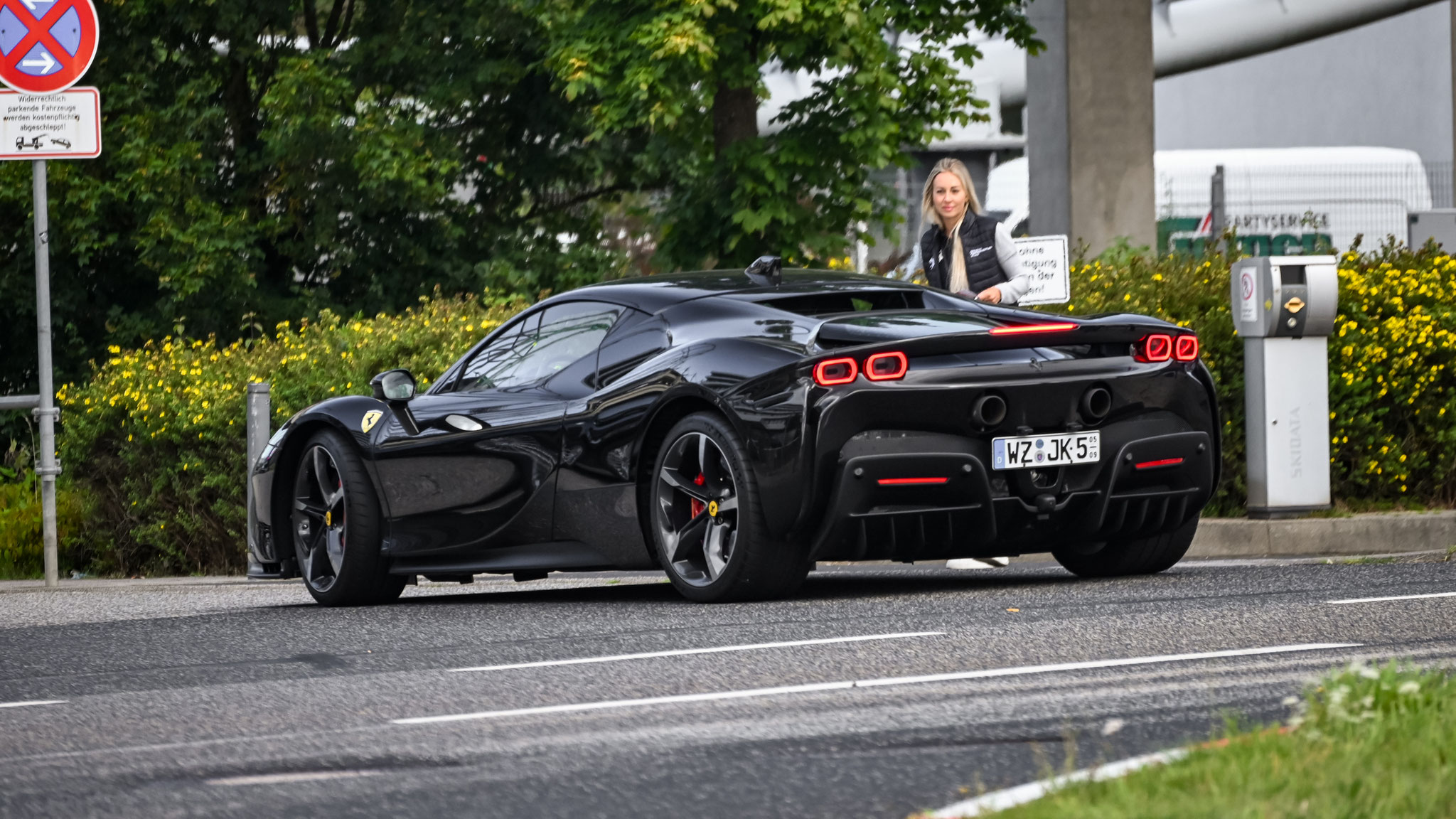 Ferrari SF90 Stradale - WZ-JK5