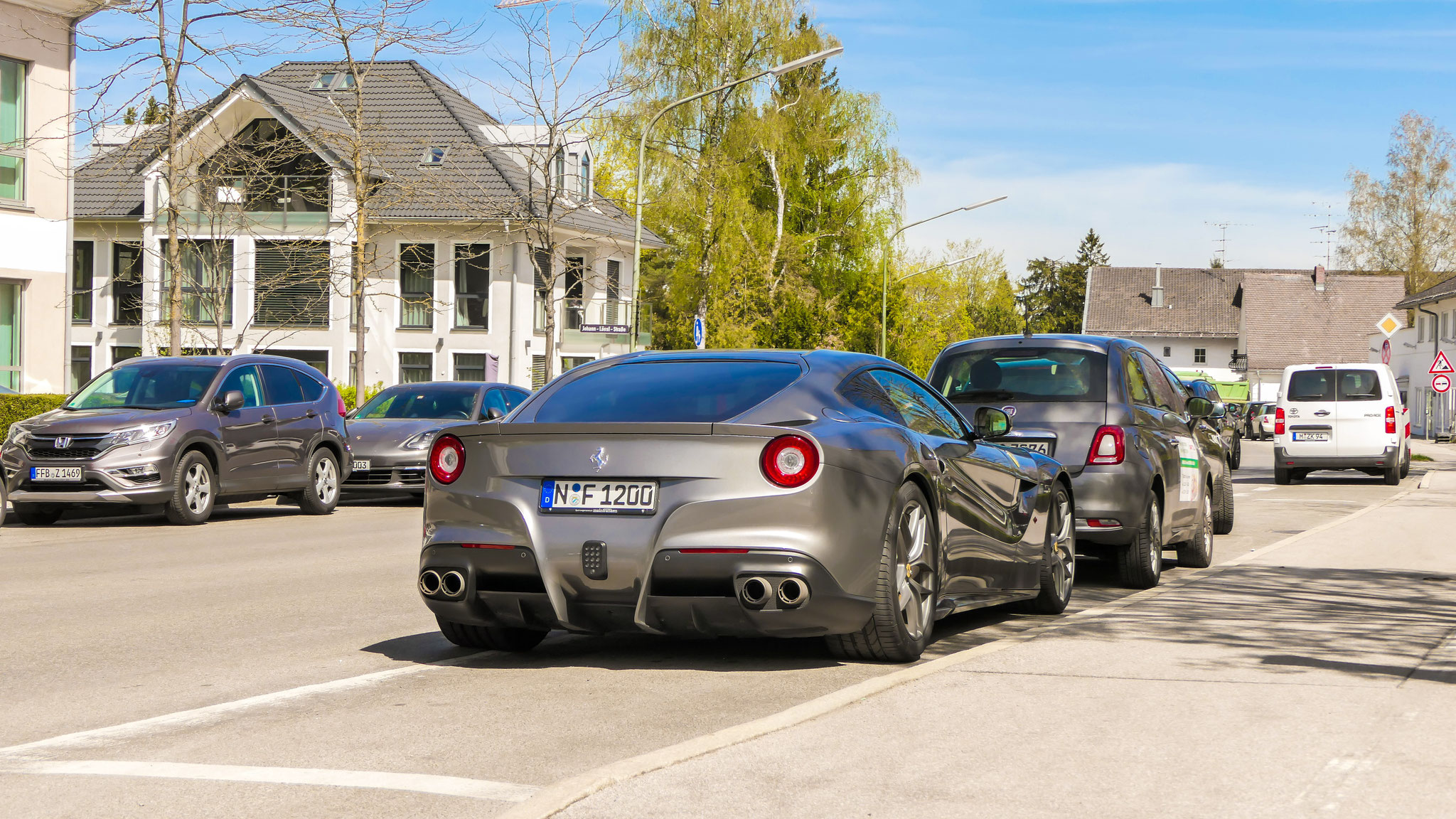 Ferrari F12 Berlinetta - N-F-1200