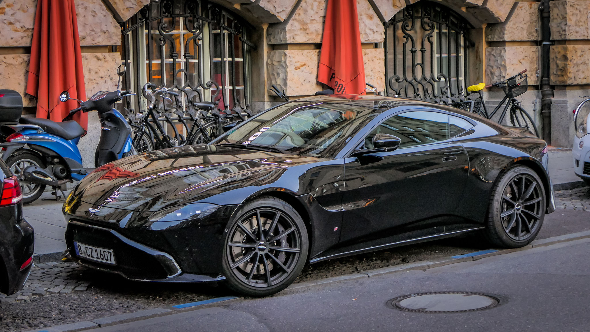 Aston Martin Vantage - B-CZ1607