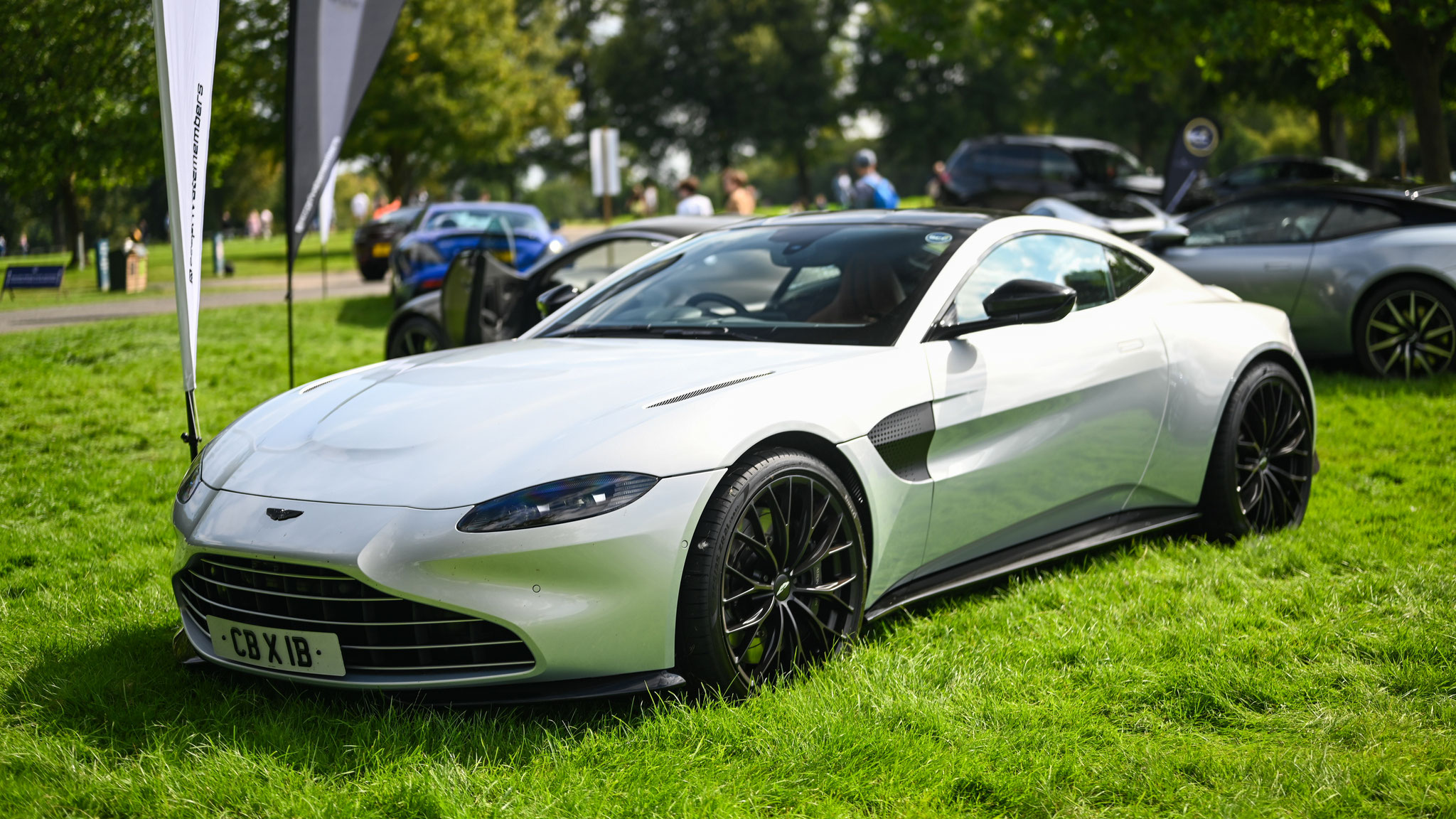 Aston Martin Vantage - CBX1B (GB)