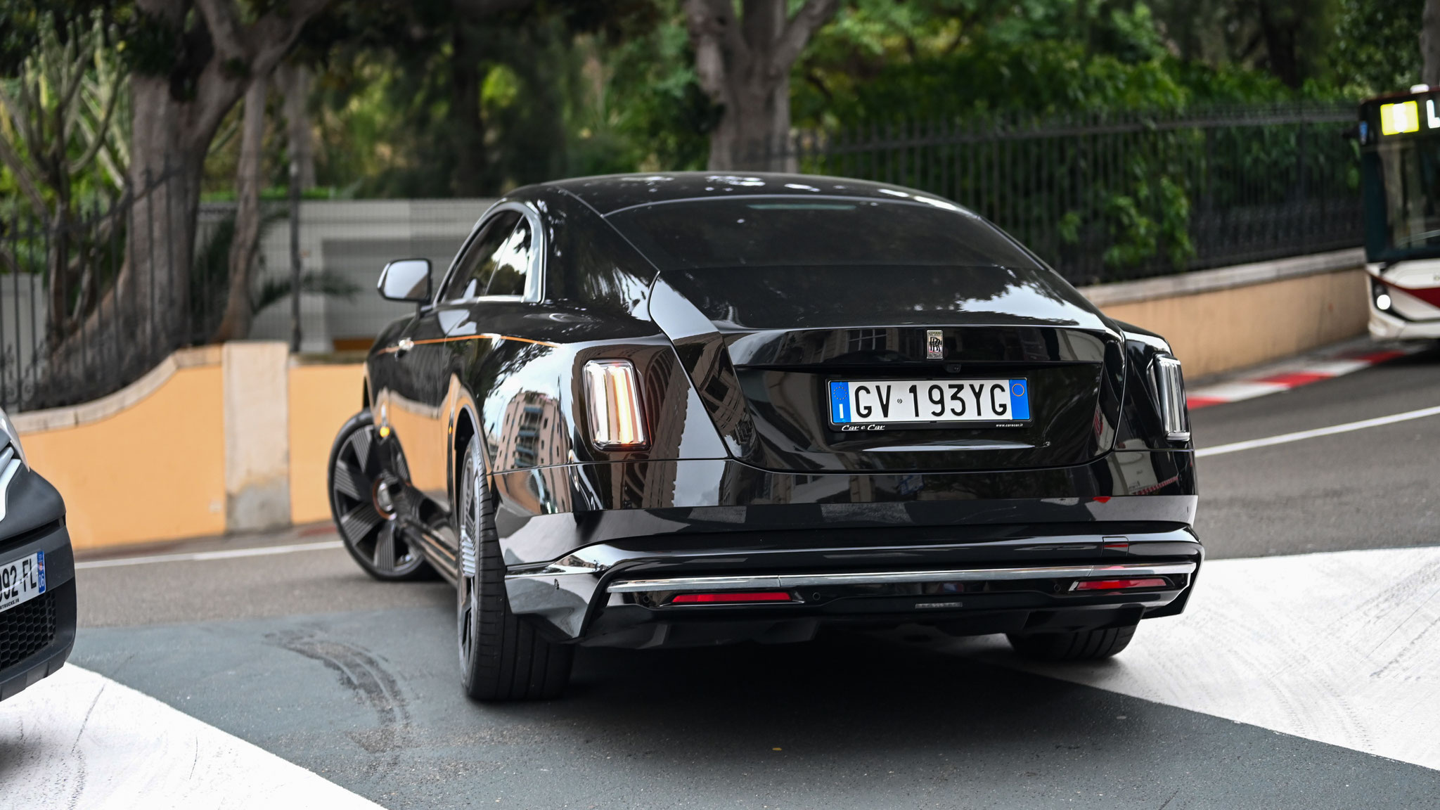 Rolls Royce Spectre - GV193YG (ITA)