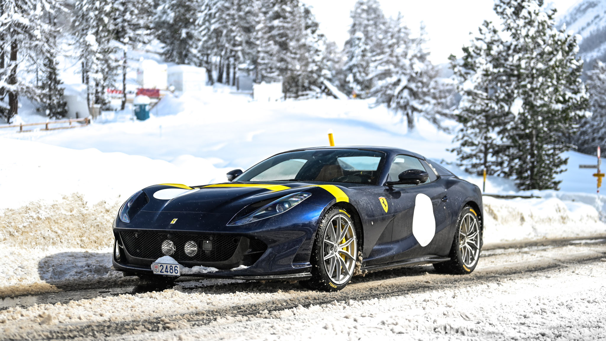 Ferrari 812 GTS - 2486 (MC)