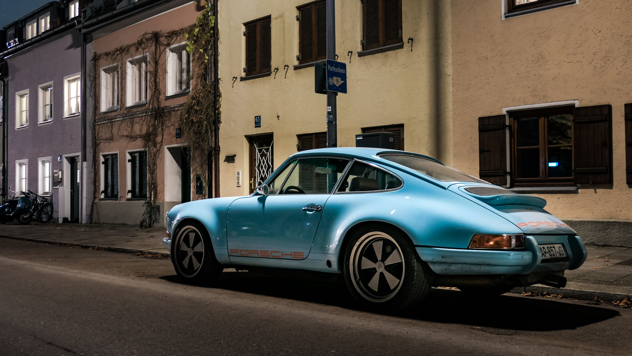 Porsche 911 Restomod - AP857JS-06 (FRA)