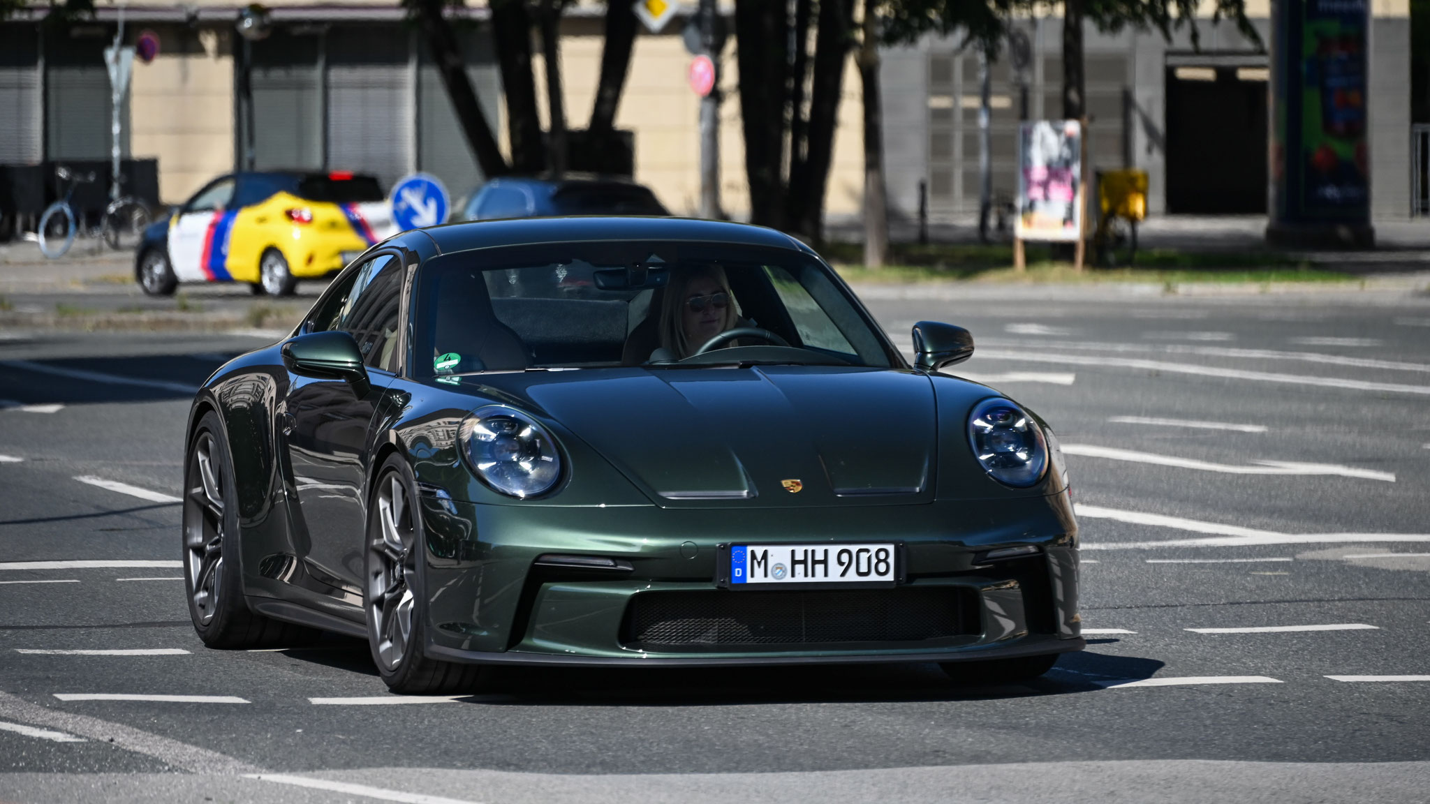 Porsche 992 GT3 Touring - M-HH908