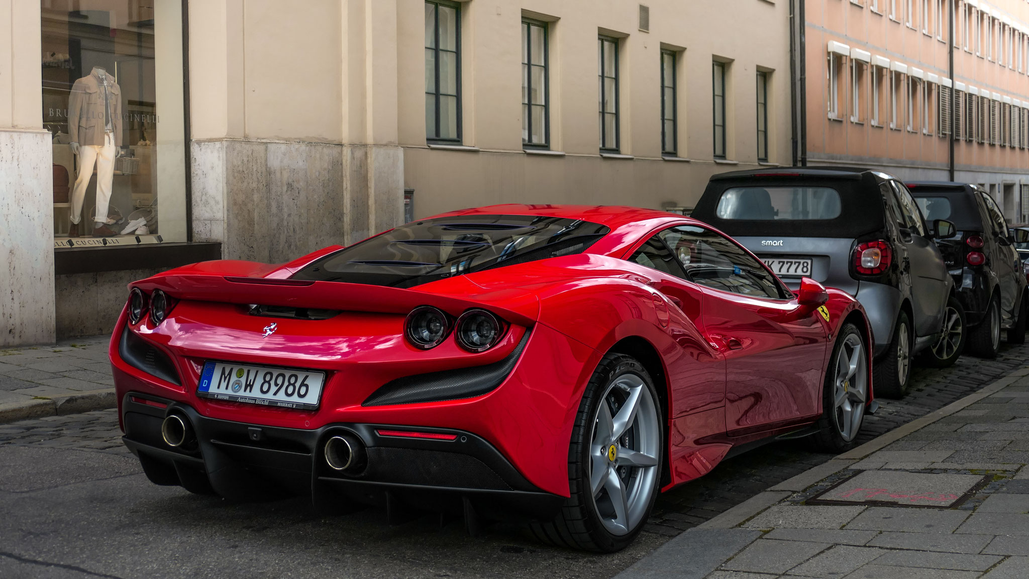 Ferrari F8 Spider - M-W8986