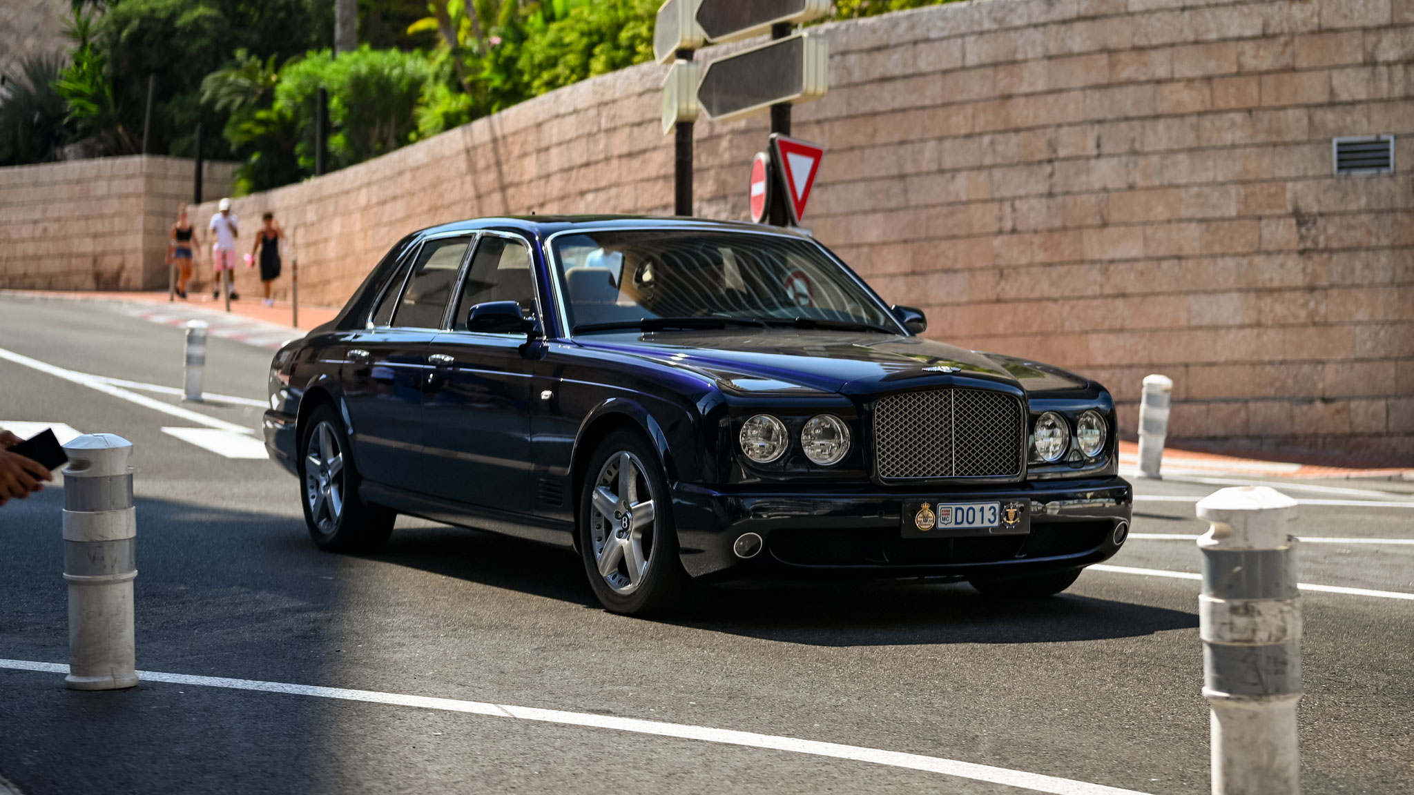Bentley Arnage - D013 (MC)