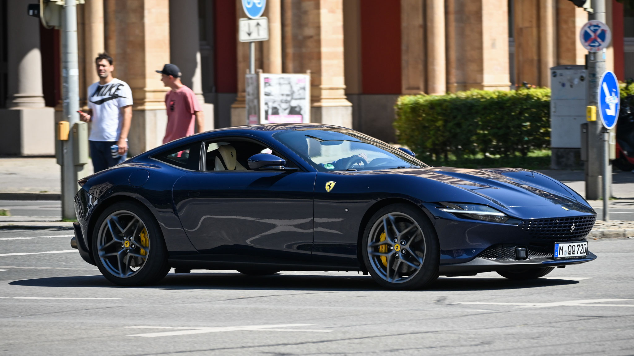  Ferrari Roma - M-QQ720