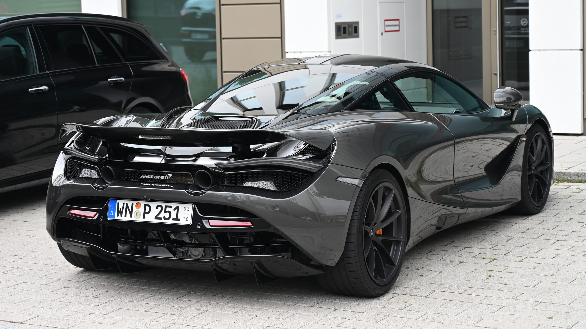 McLaren 720S - WN-P251