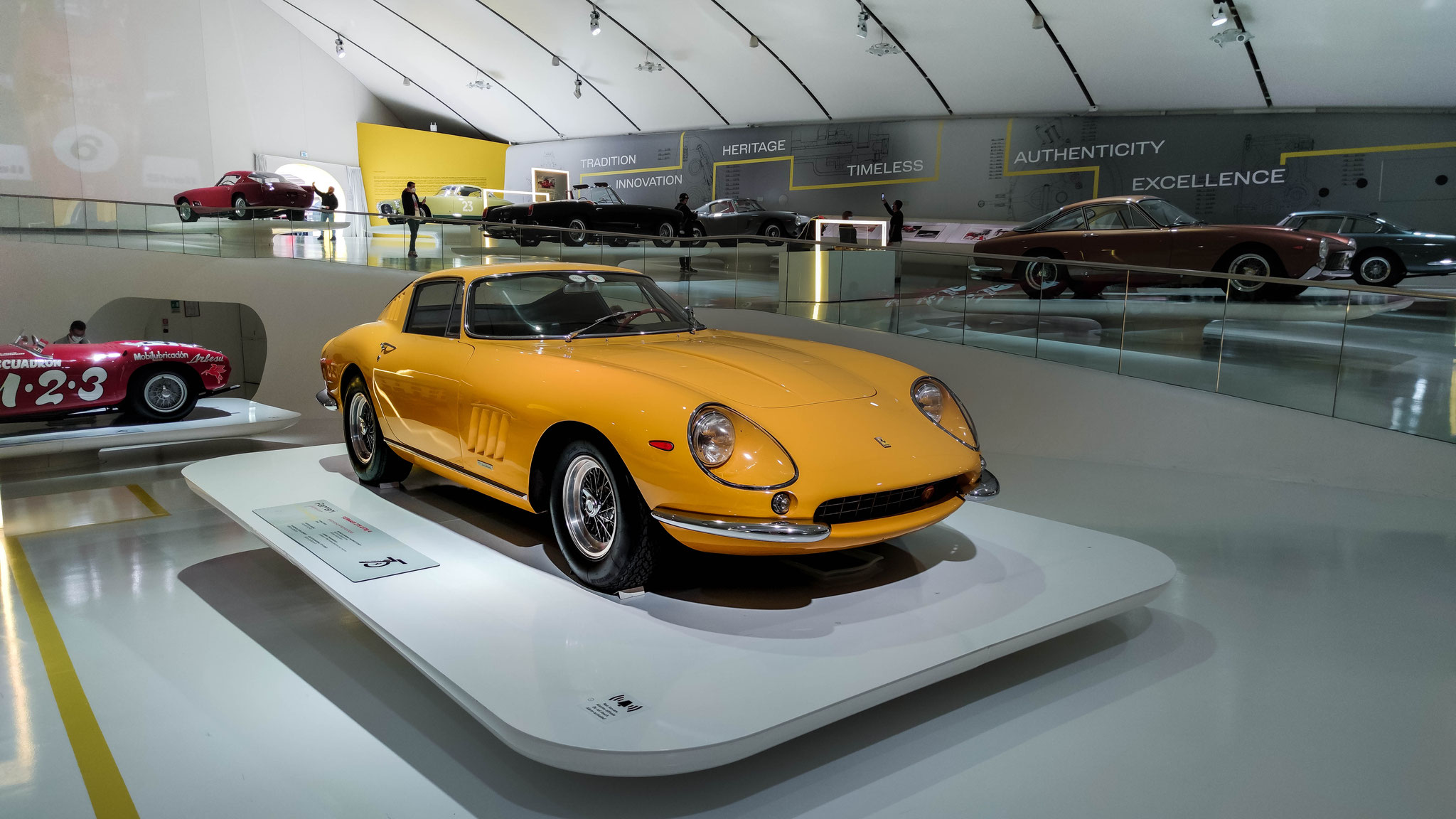 Ferrari 275 GTB (Museo Enzo Ferrari)