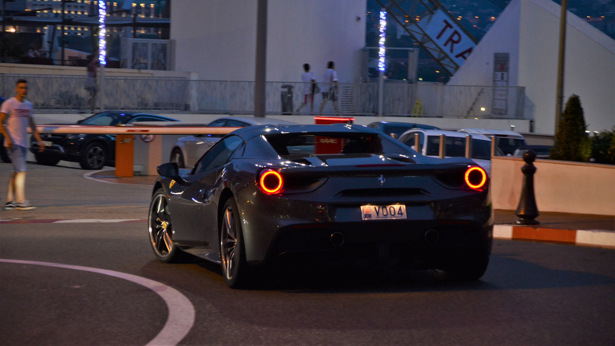 Ferrari 488 Spider - V004 (MC)