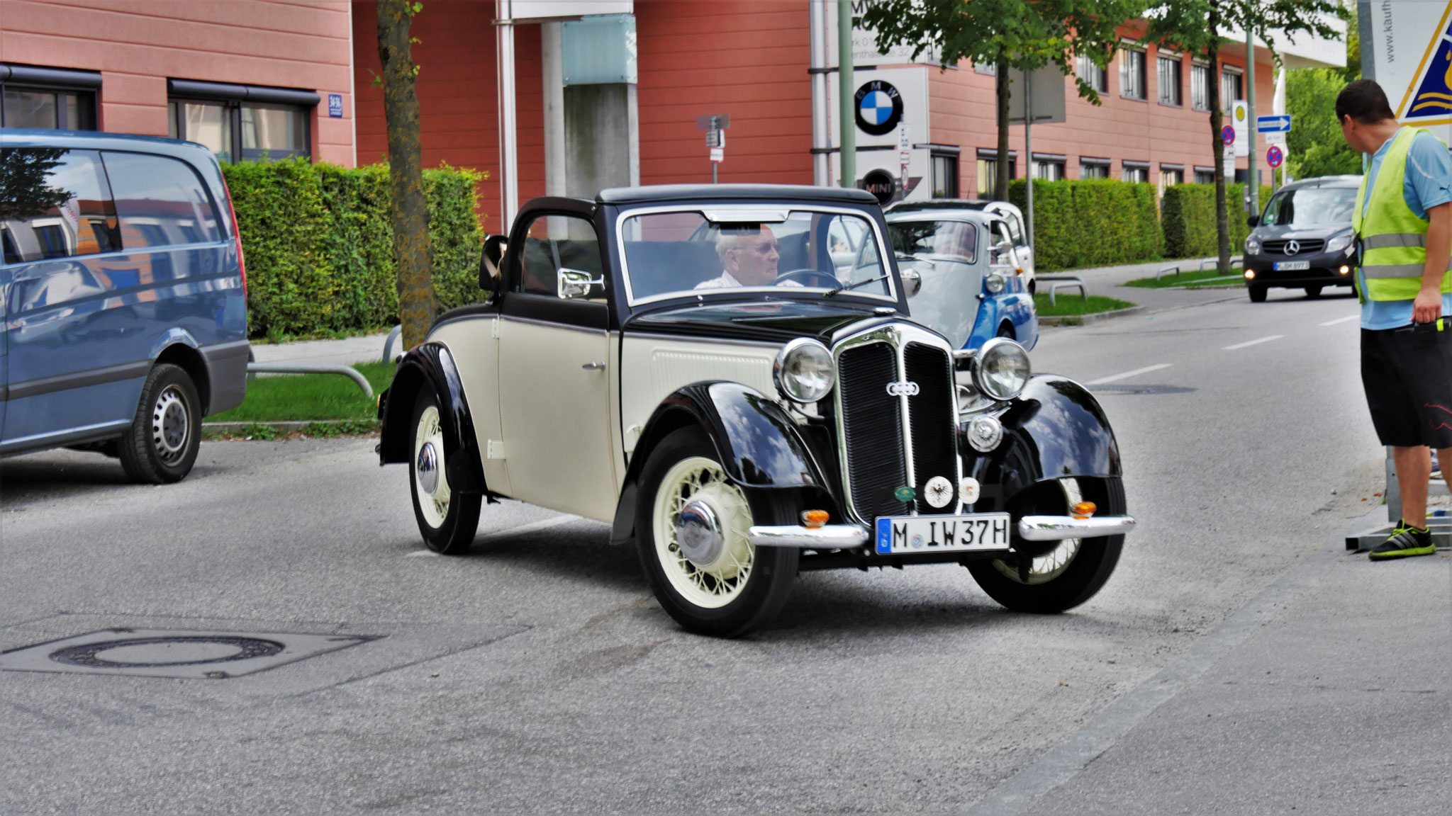 Auto Union F8-700 Cabriolet - M-IW37H