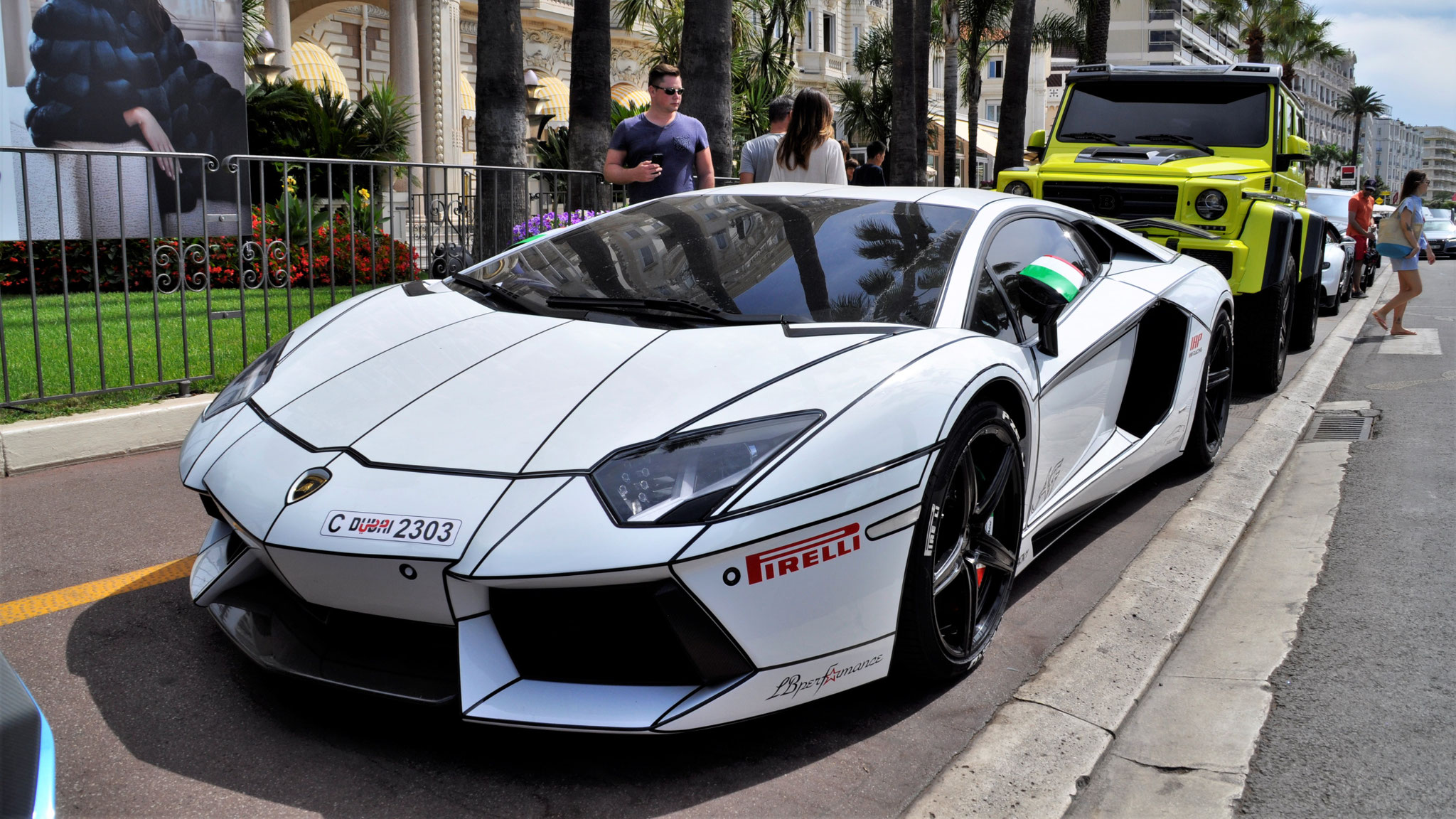 Lamborghini Aventador LP700-4 - C2303 (Dubai)