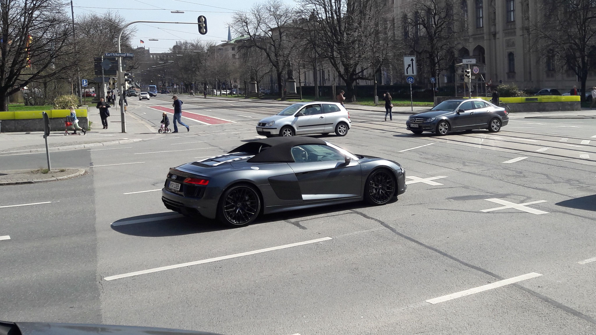 Audi R8 V10 Spyder - M-K1385