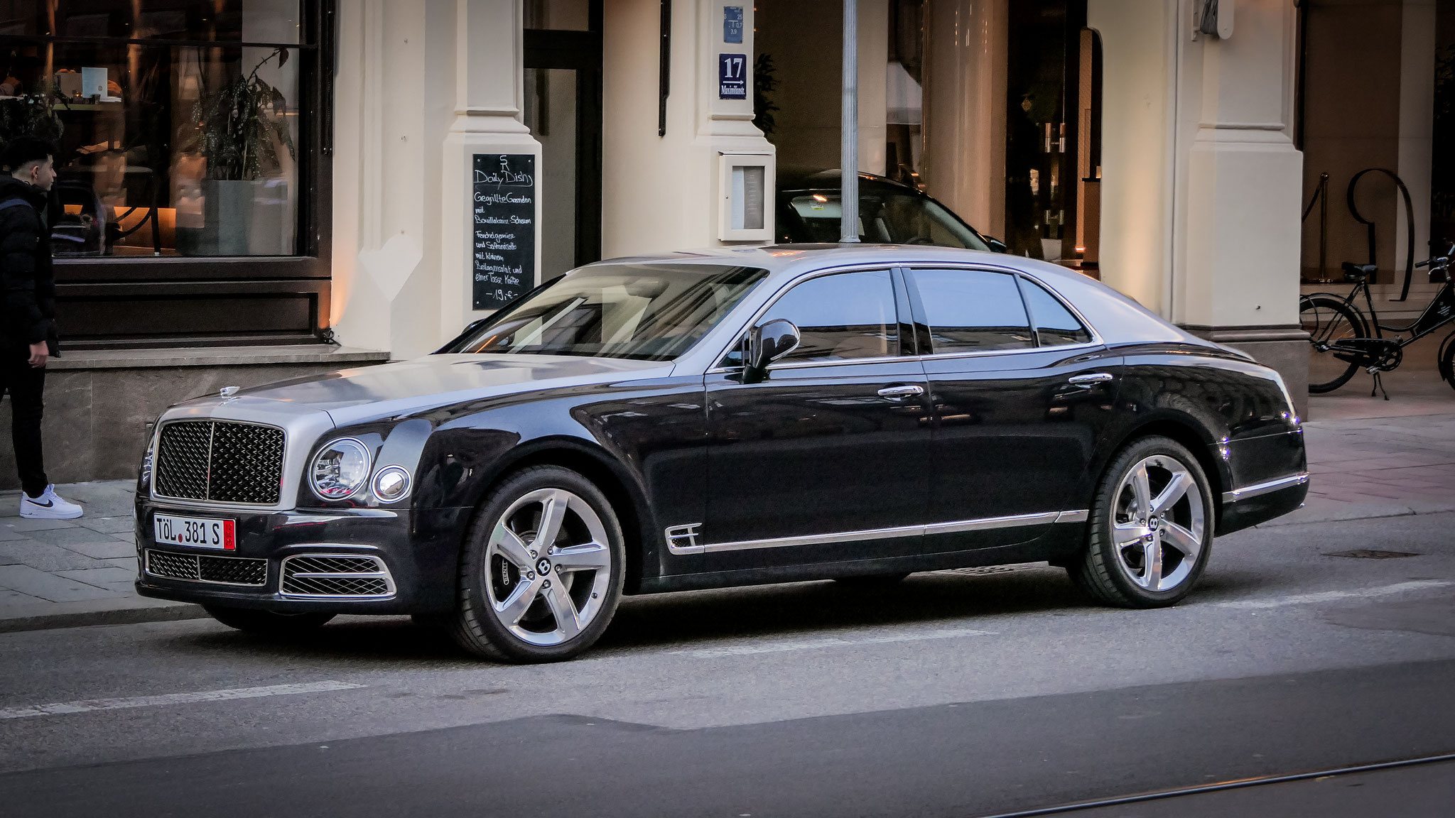 Bentley Mulsanne - TÖL-381S