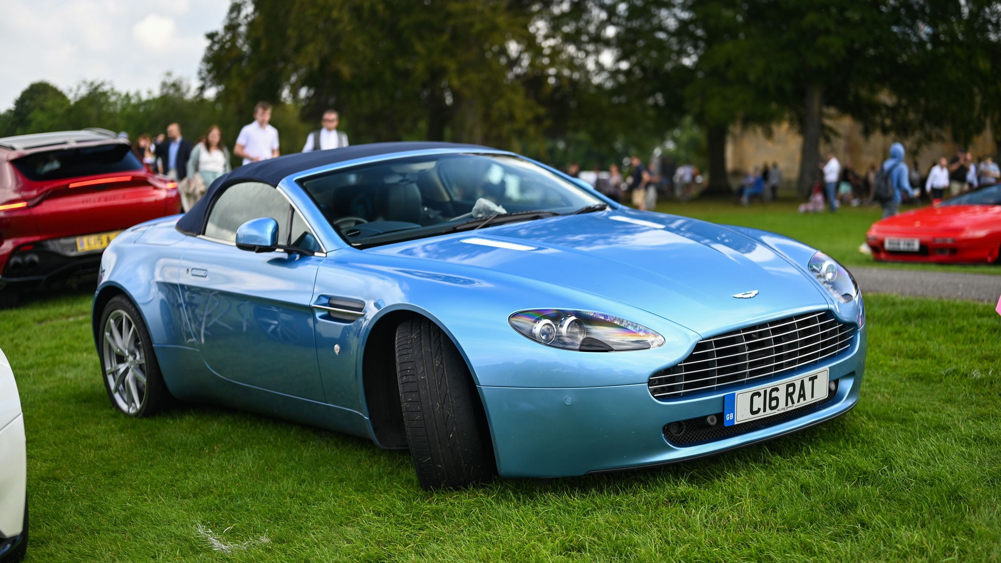 Aston Martin Vantage V8 Volante - C16RAT (GB)