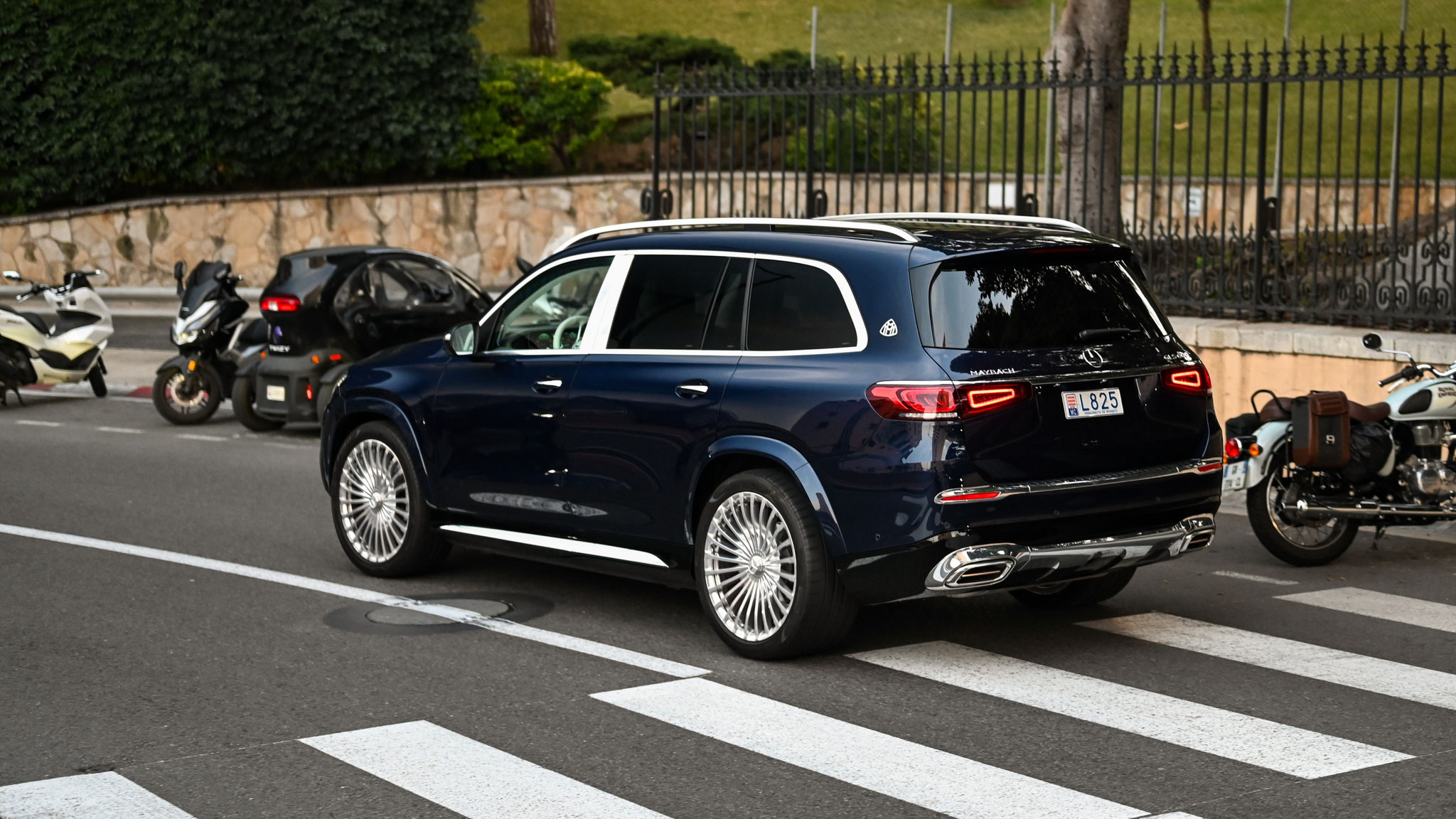Mercedes-Maybach GLS 600 - L825 (MC)
