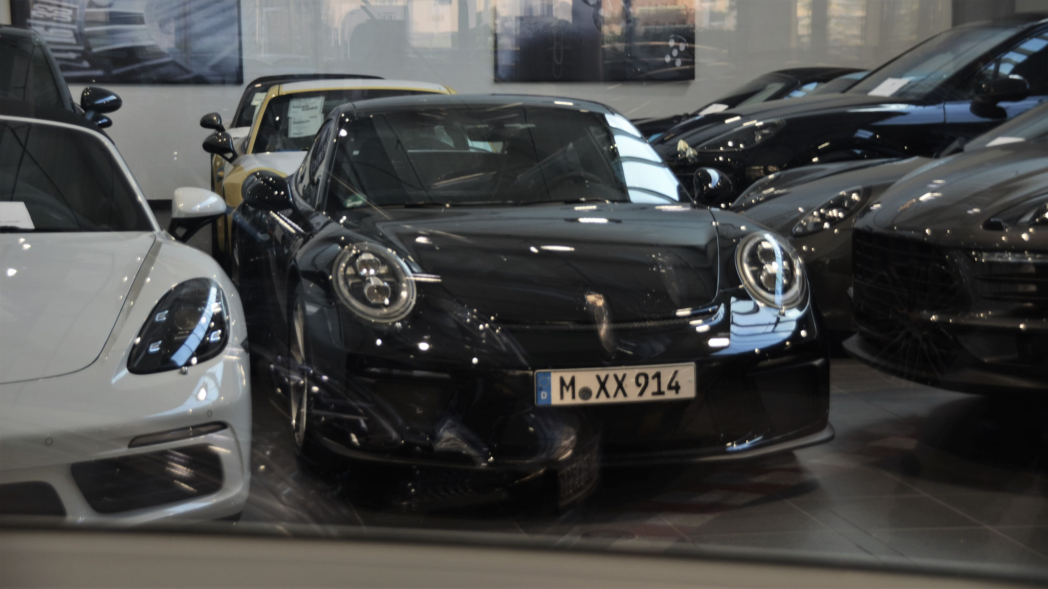 Porsche 991 GT3 Touring - M-XX914