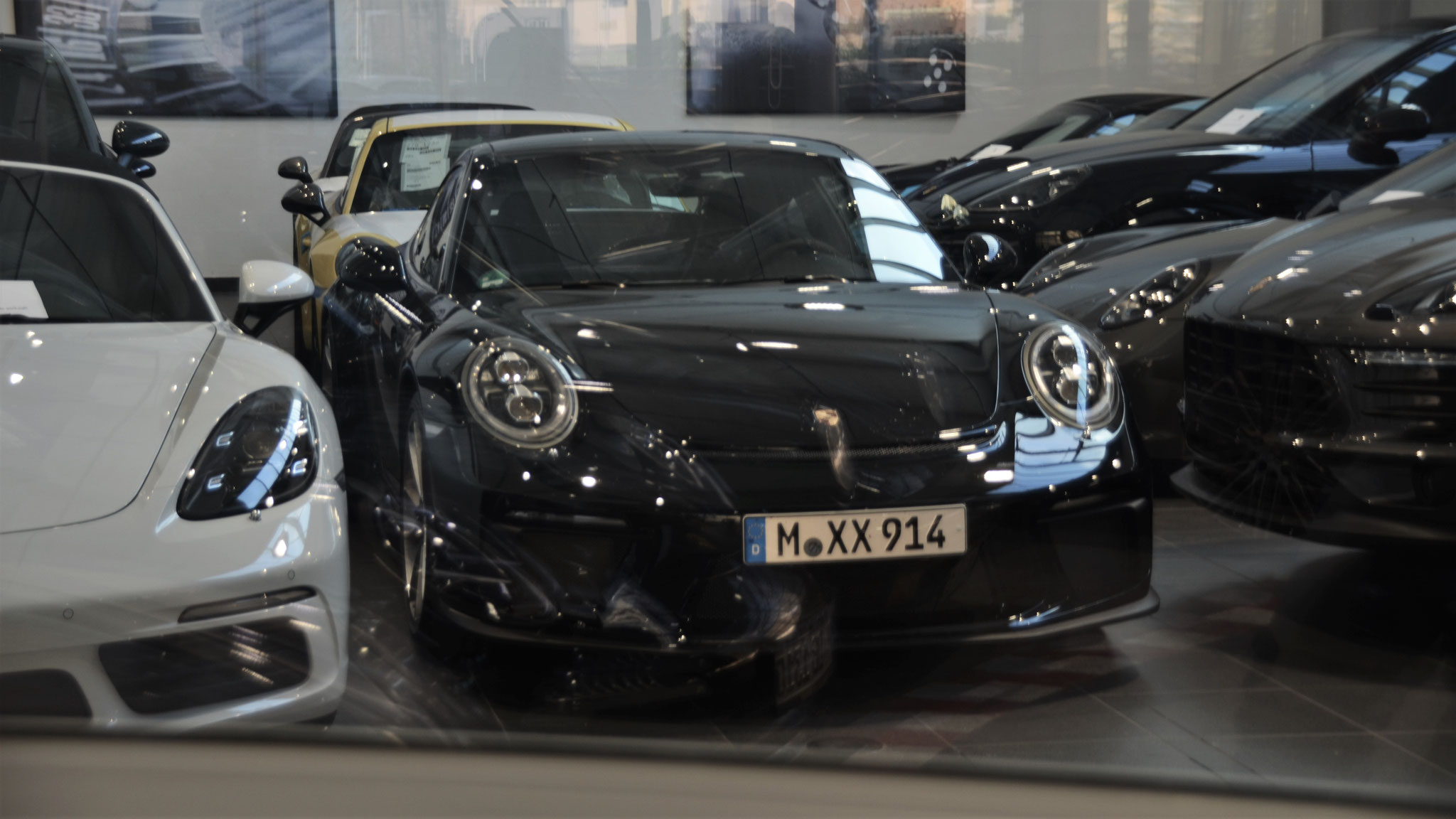 Porsche 991 GT3 Touring - M-XX914