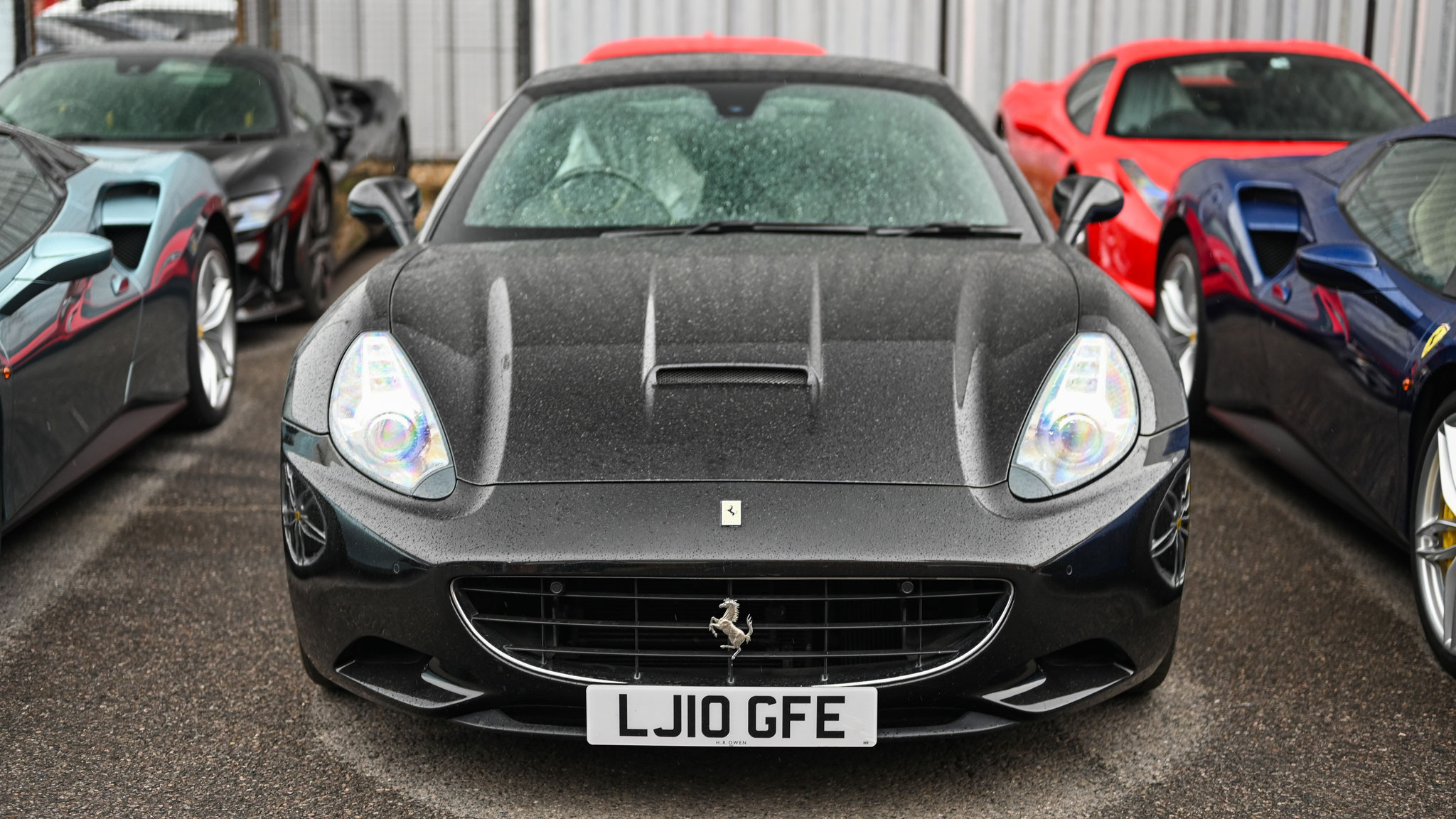 Ferrari California - LJ10GFE (GB)