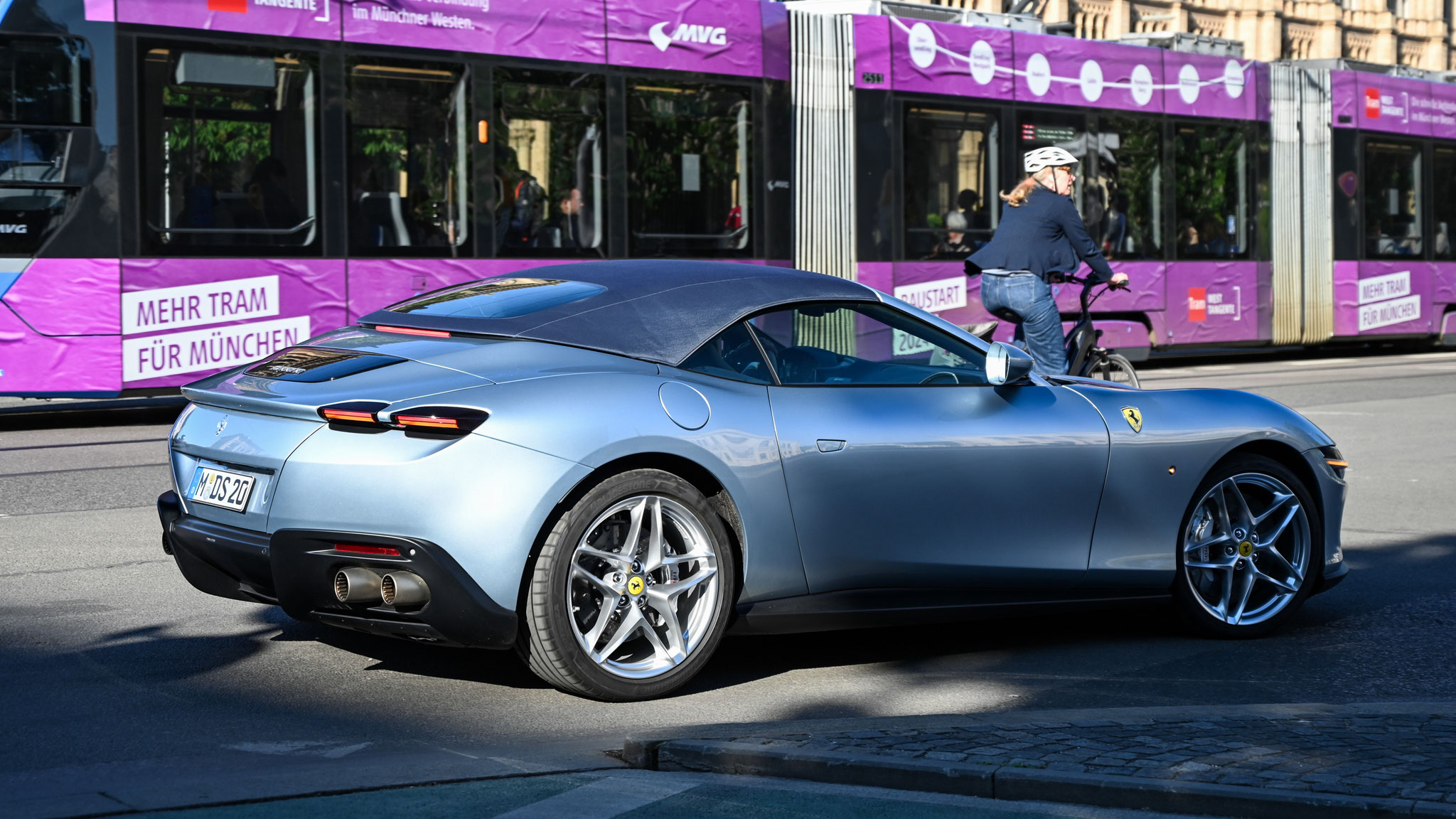 Ferrari Roma Spider - M-DS20
